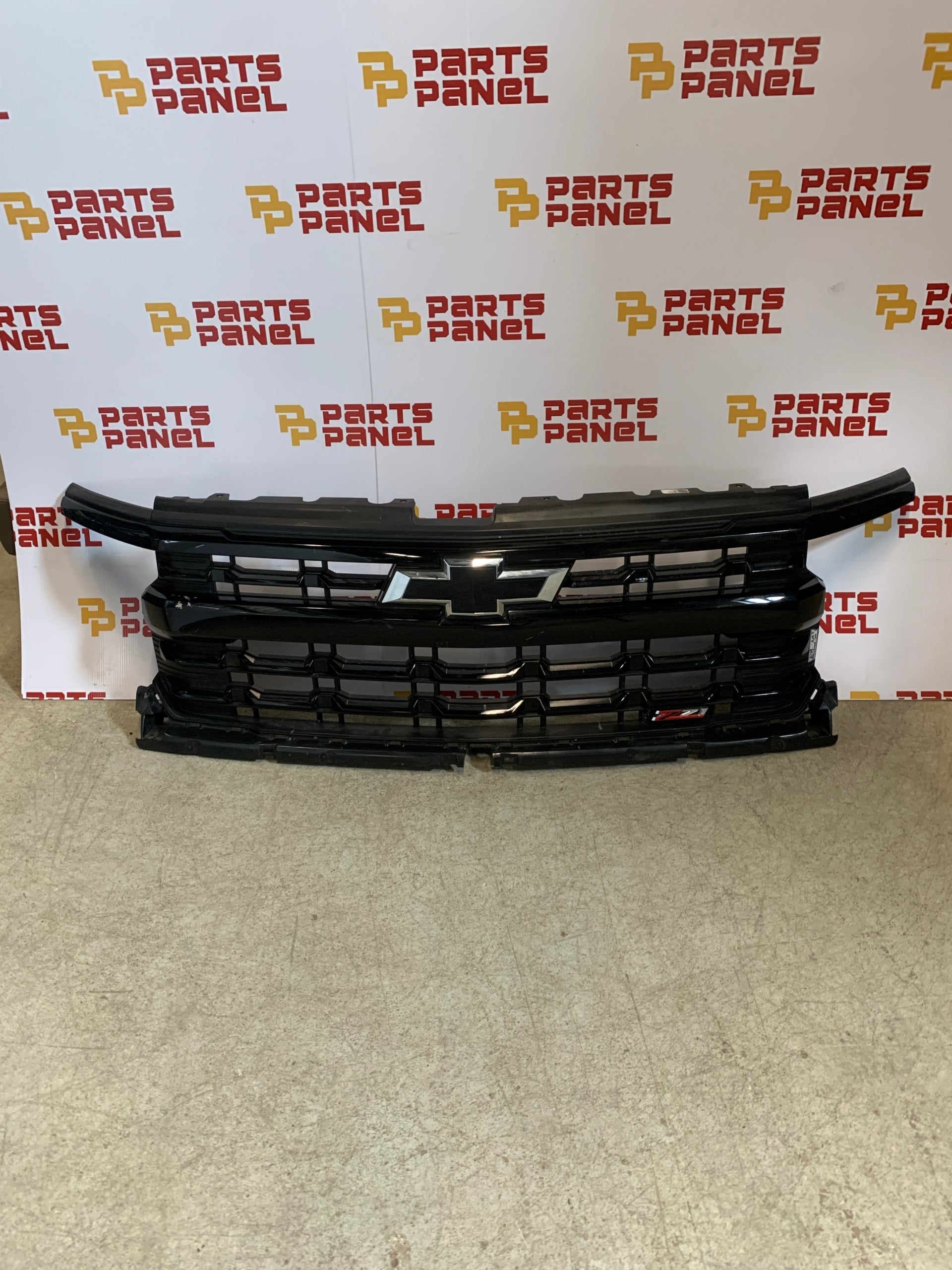 2022 - 2023 CHEVY SILVERADO 1500 BLACK FRONT GRILLE 85516954