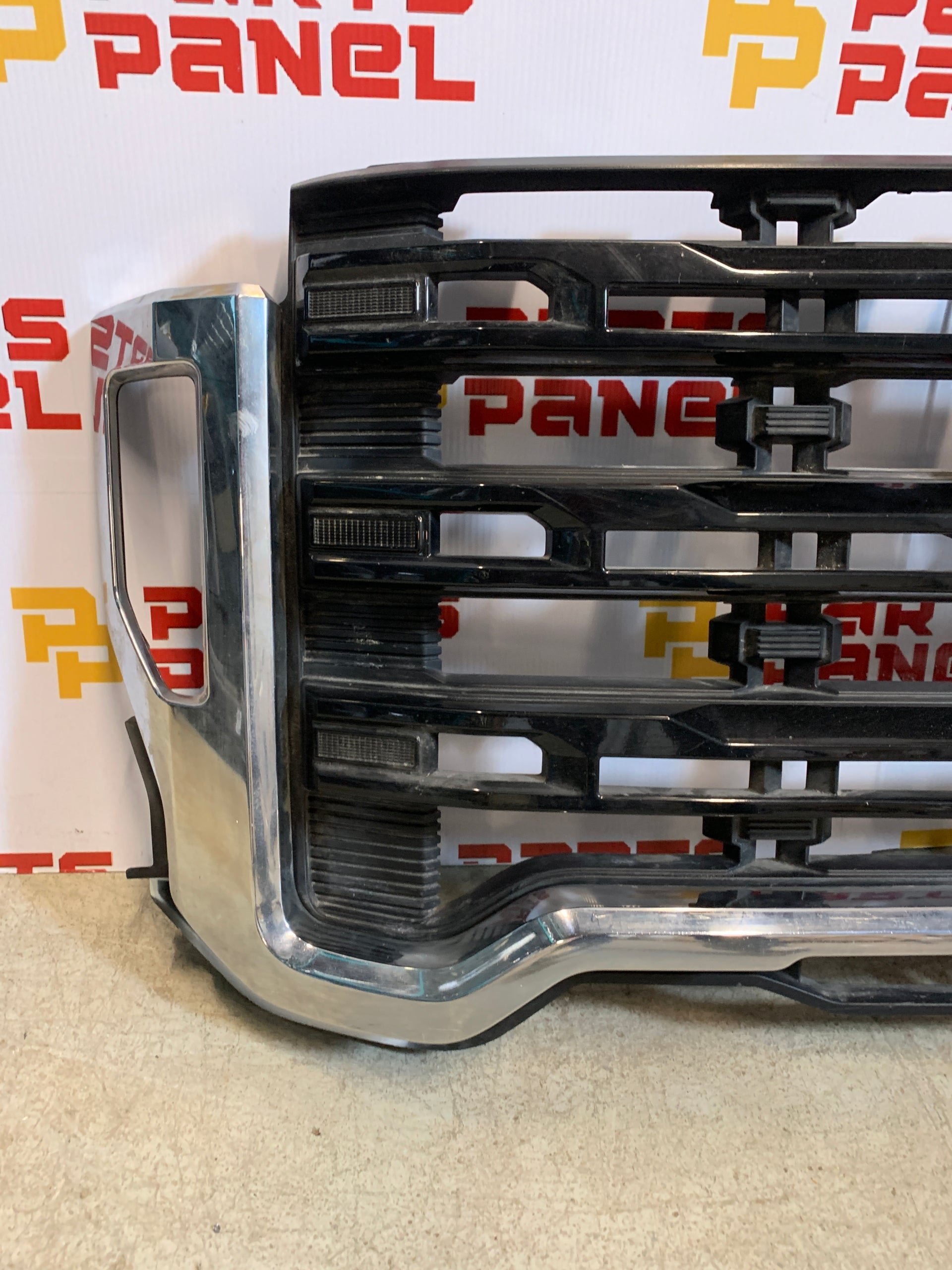 2020 - 2023 GMC SIERRA 2500 HD / 3500 HD CALANDRE AVANT FEO 84656386