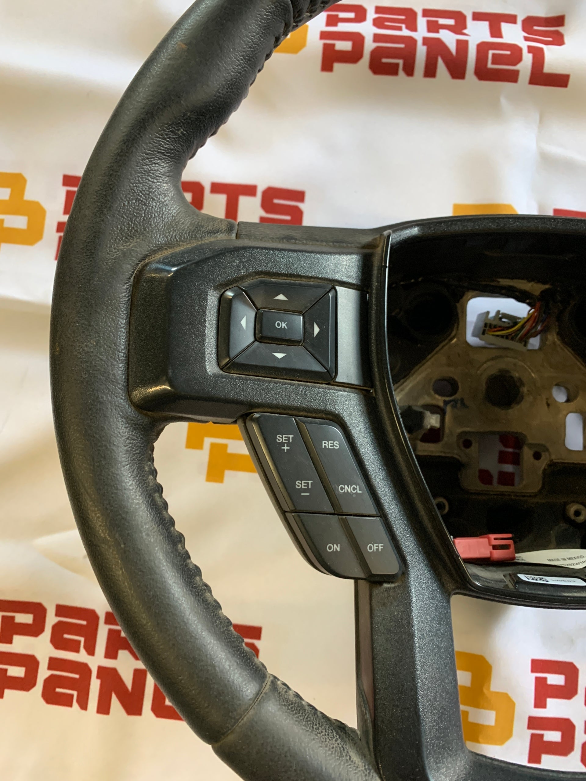 VOLANTE DE CUERO PARA FORD F150 2016 - 2020 HL3B 3600 DE3ZHE