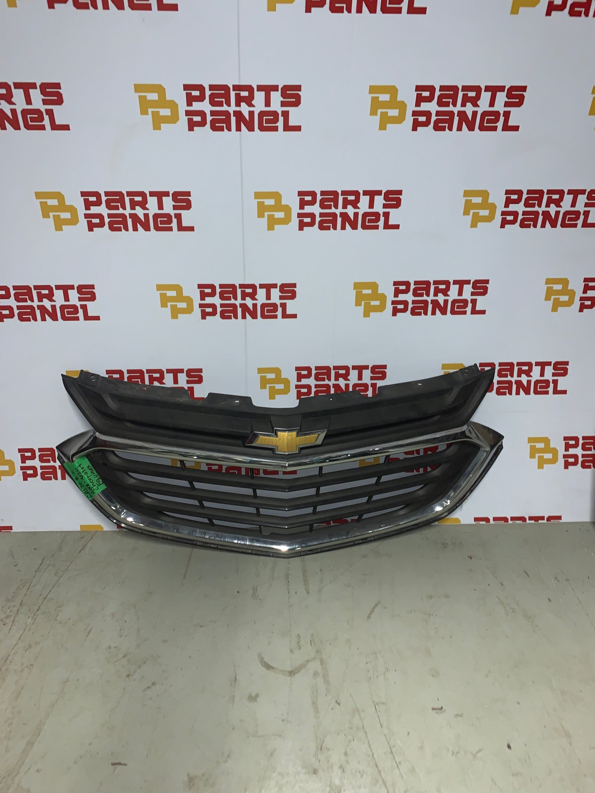 2018 - 2021 CHEVY EQUINOX FRONT CHROME GRILLE 84150748