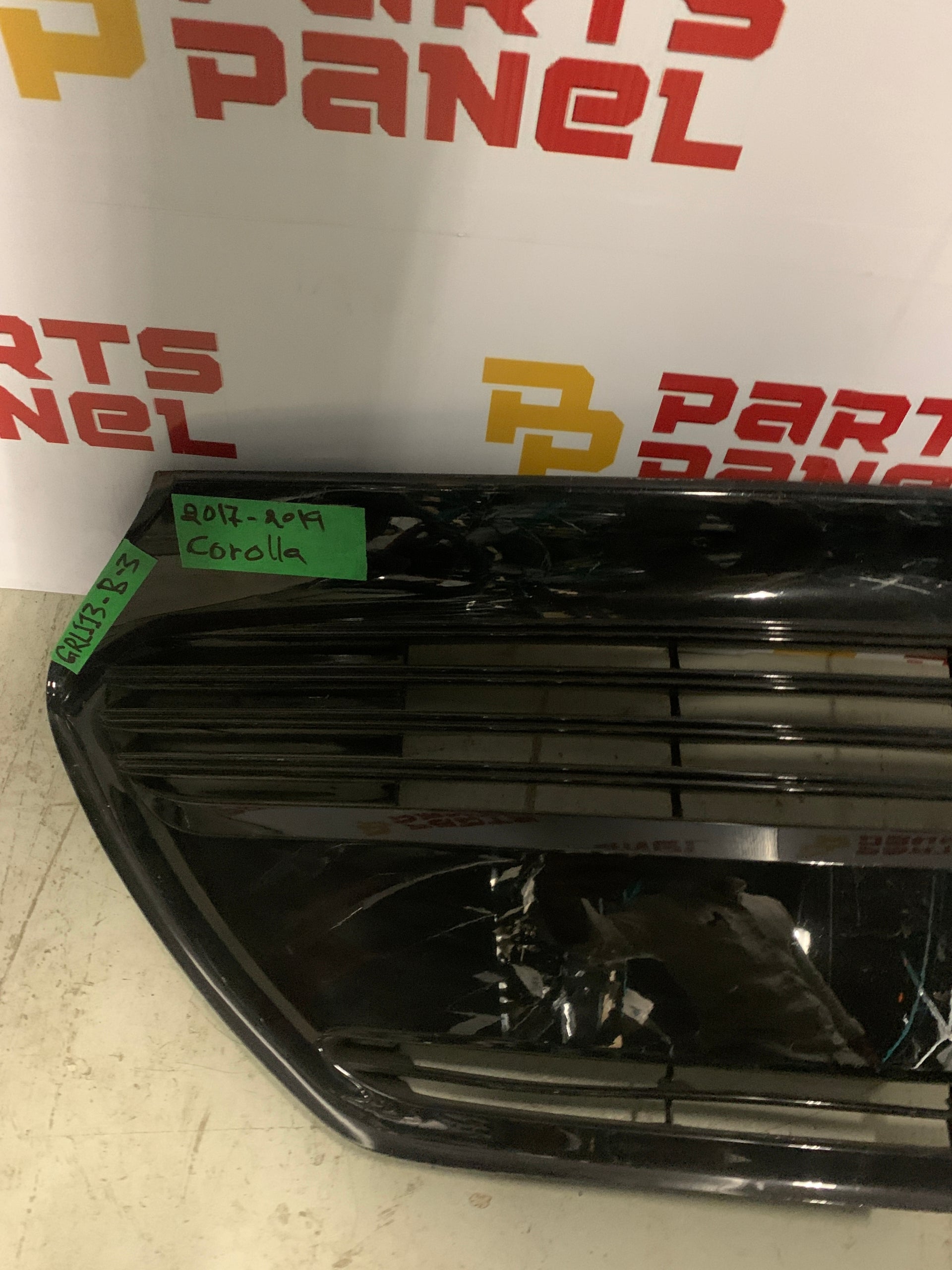 2017 - 2019 TOYOTA COROLLA LOWER GRILLE 53112-02730