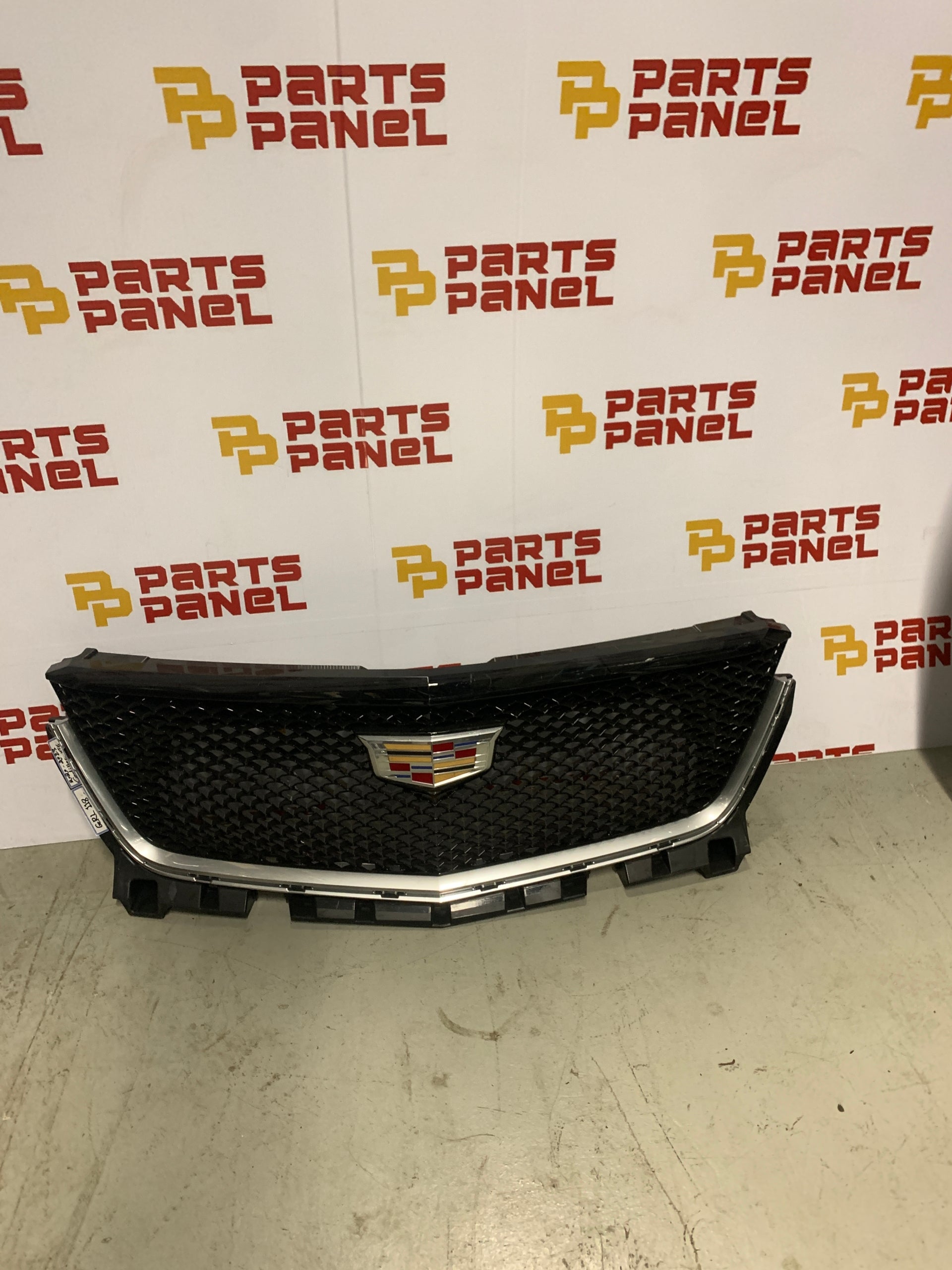 2020 - 2025 CADILLAC XT6 FRONT GRILLE 84758562