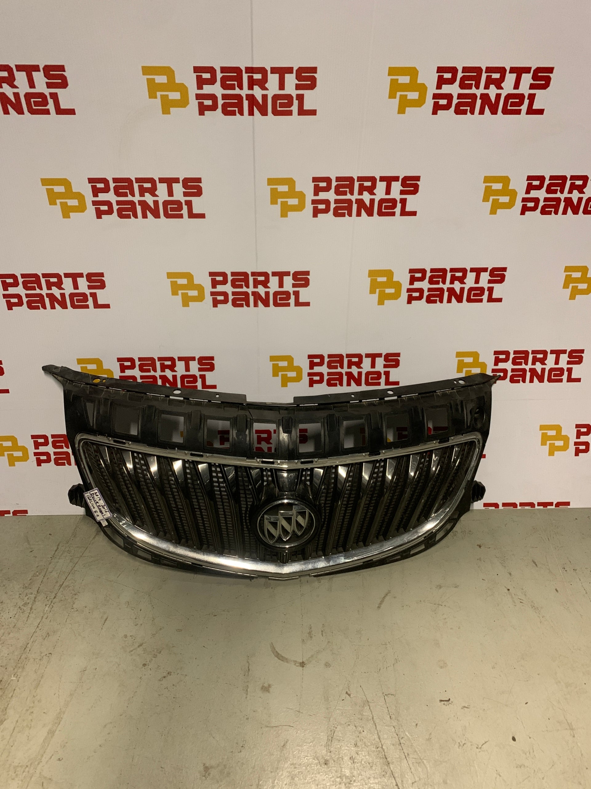 2014 - 2017 BUICK REGEL FRONT GRILLE GMX350 9403638