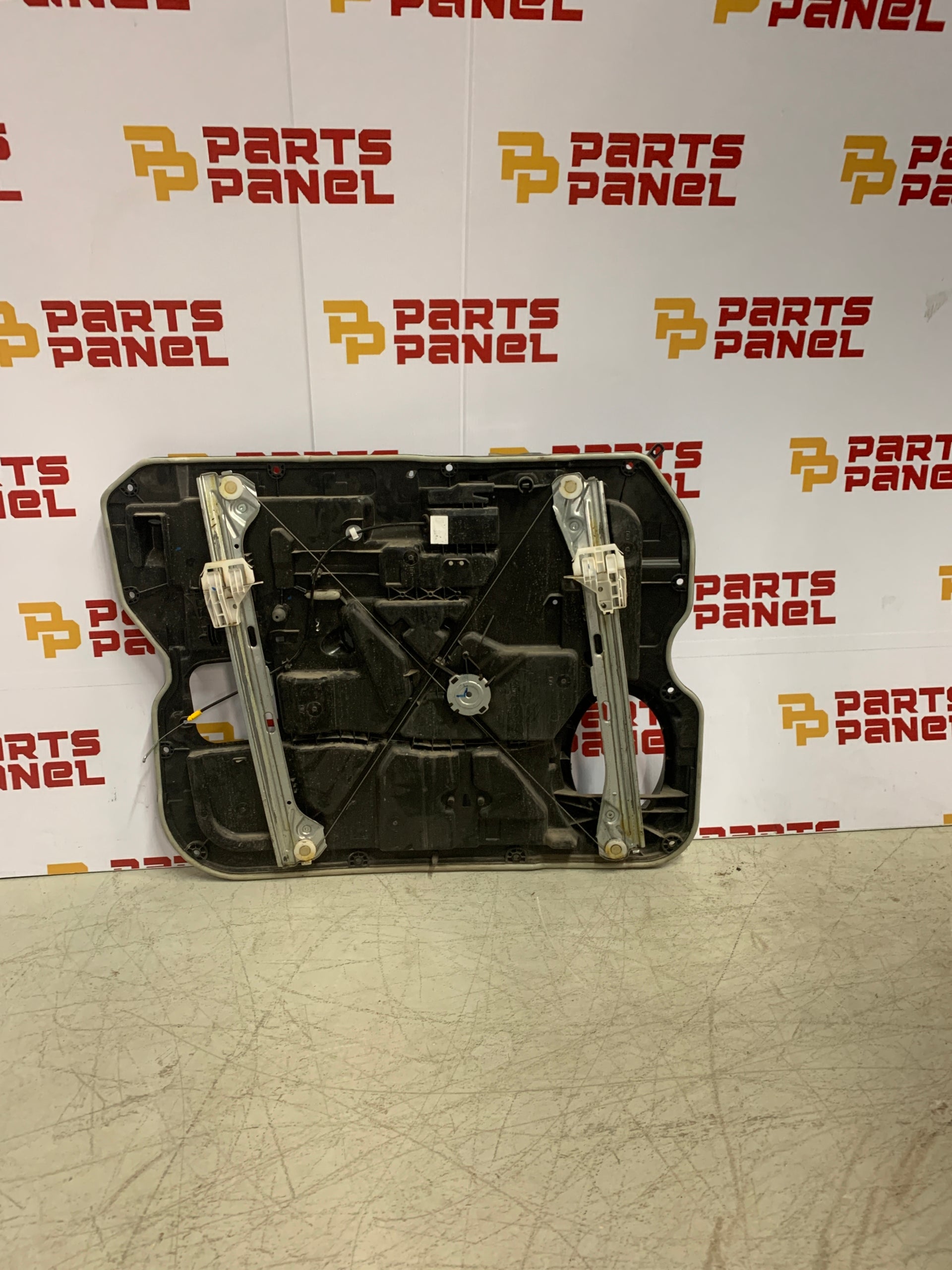 2011 - 2024 RAM 2500 / 3500 PASSENGER SIDE FRONT DOOR WINDOW REGULATOR INNER PANEL CB59157P