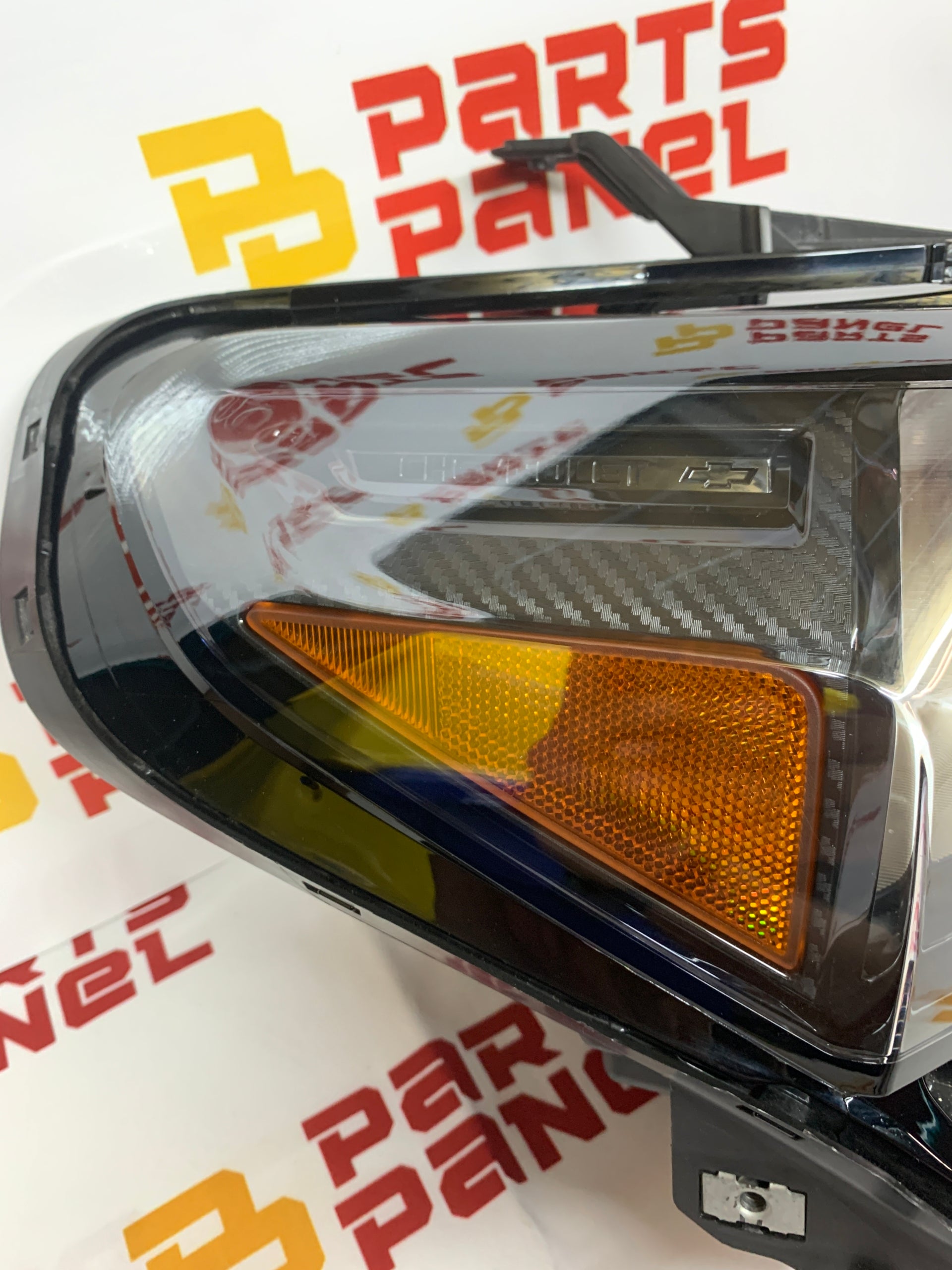 2023 - 2025 CHEVY COLORADO PASSENGER SIDE HALOGEN OEM HEADLIGHT 85045267