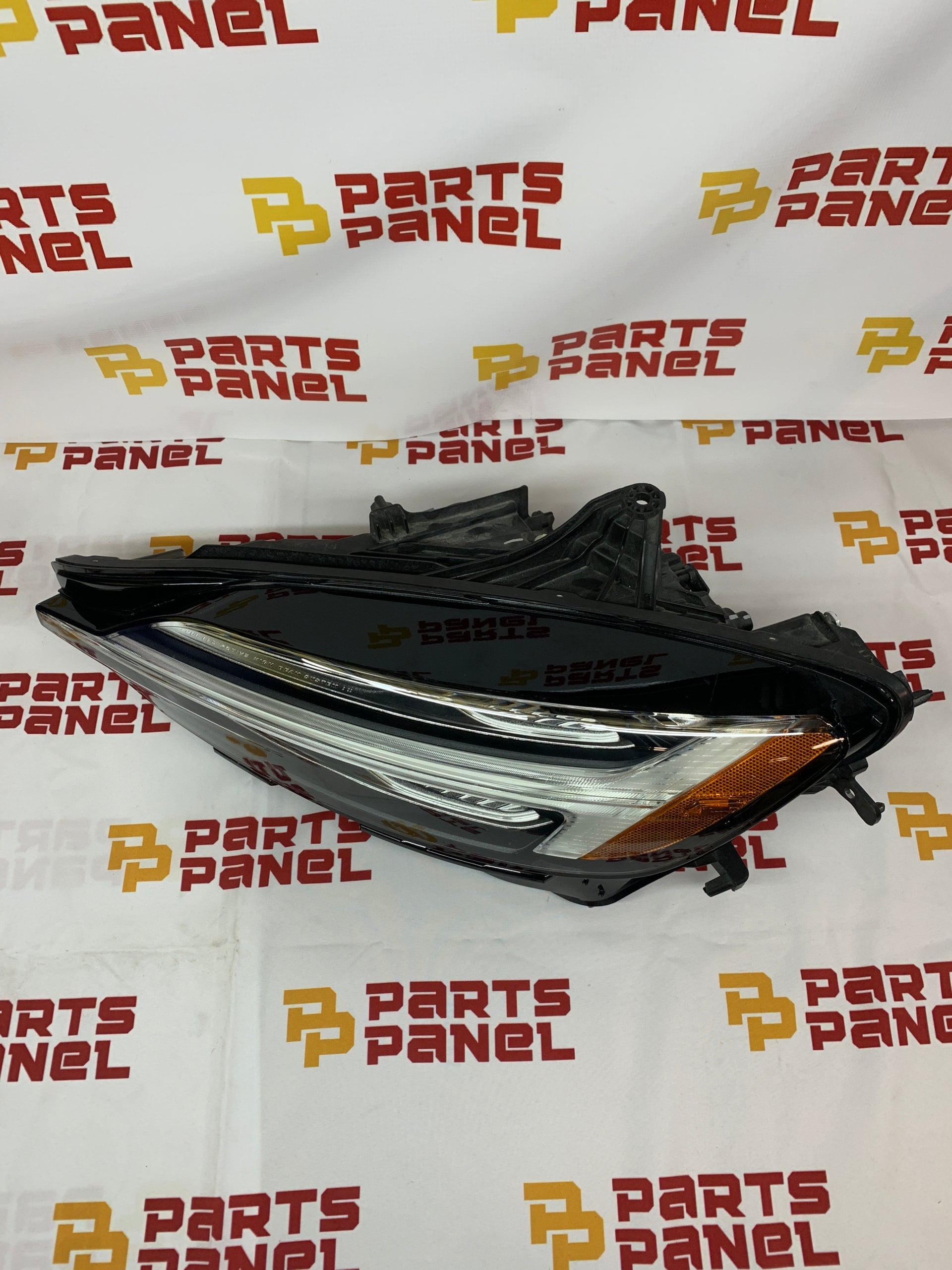 2019 - 2025 VOLVO S60 / V60 DRIVER SIDE FULL LED OEM HEADLIGHT 