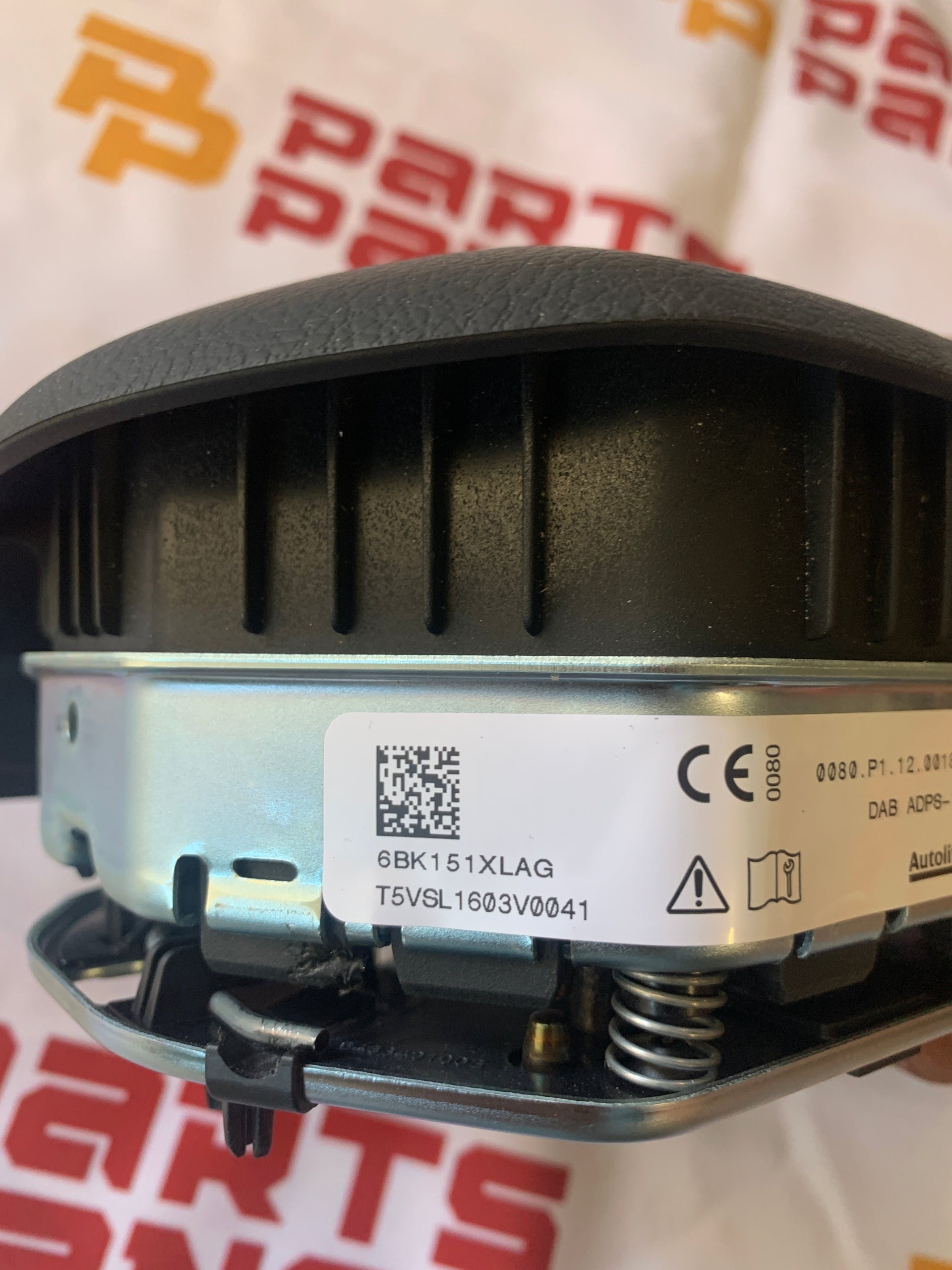 2021 - 2024 RAM 1500 LEFT SIDE WHEEL AIRBAG 6BK151XLAA,6BK151XLAB