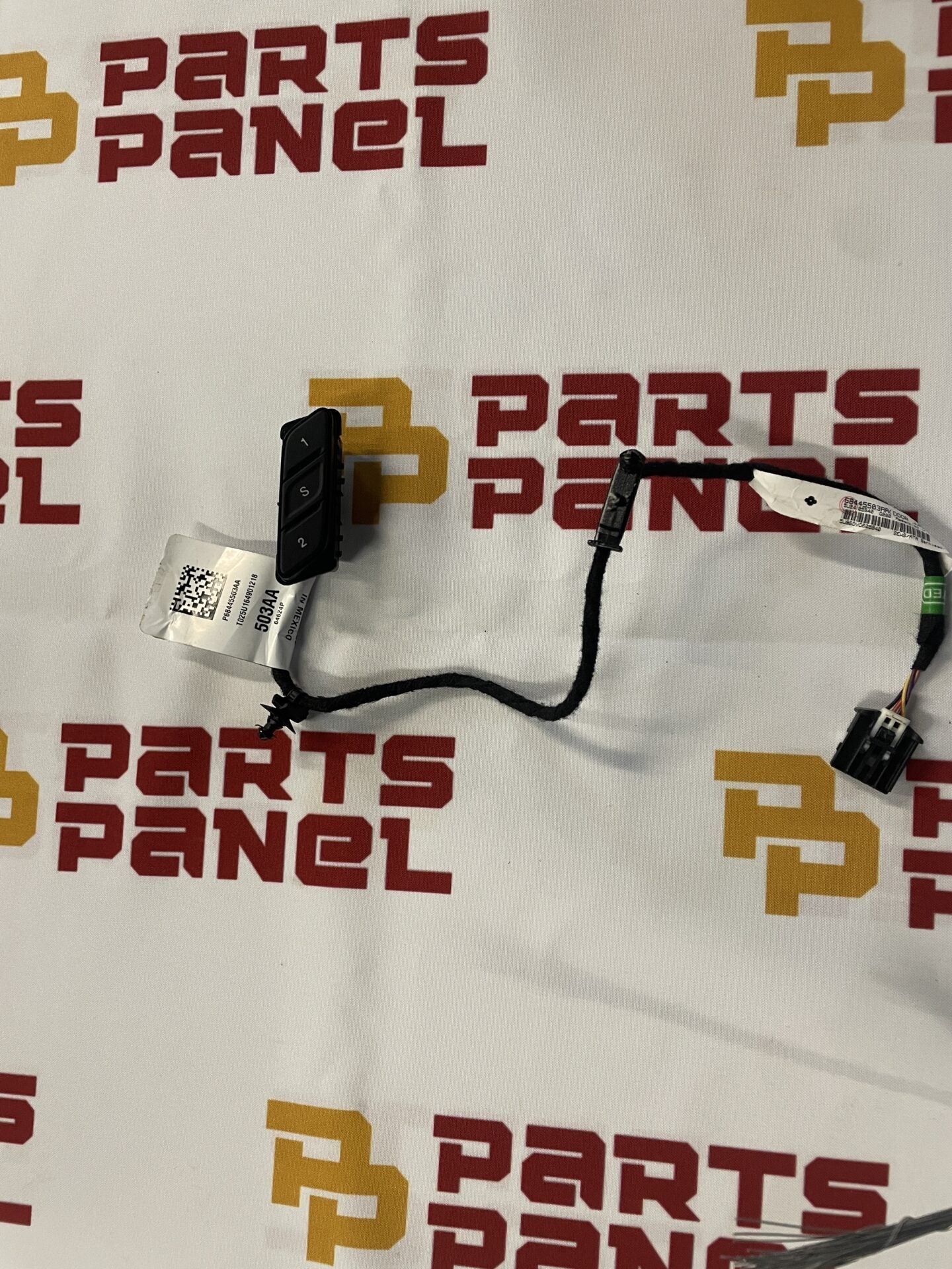 2019 - 2025 RAM 1500 / JEEP GRAND CHEROKEE COMPASS SEAT MEMORY SWITCH 6831108AE