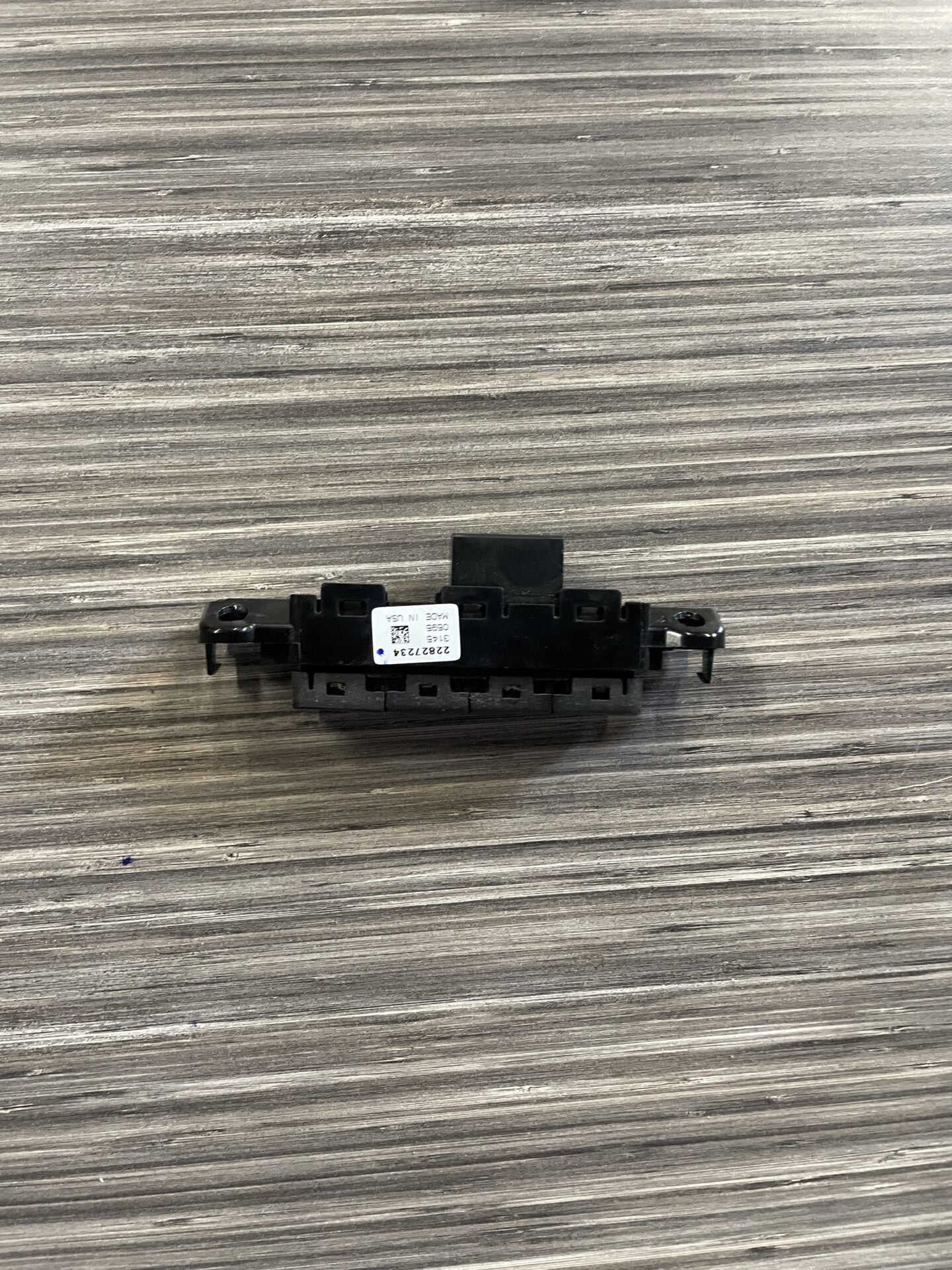 2014 - 2019 GMC SIERRA / CHEVY SILVERADO MEMORY SWITCH 22827234