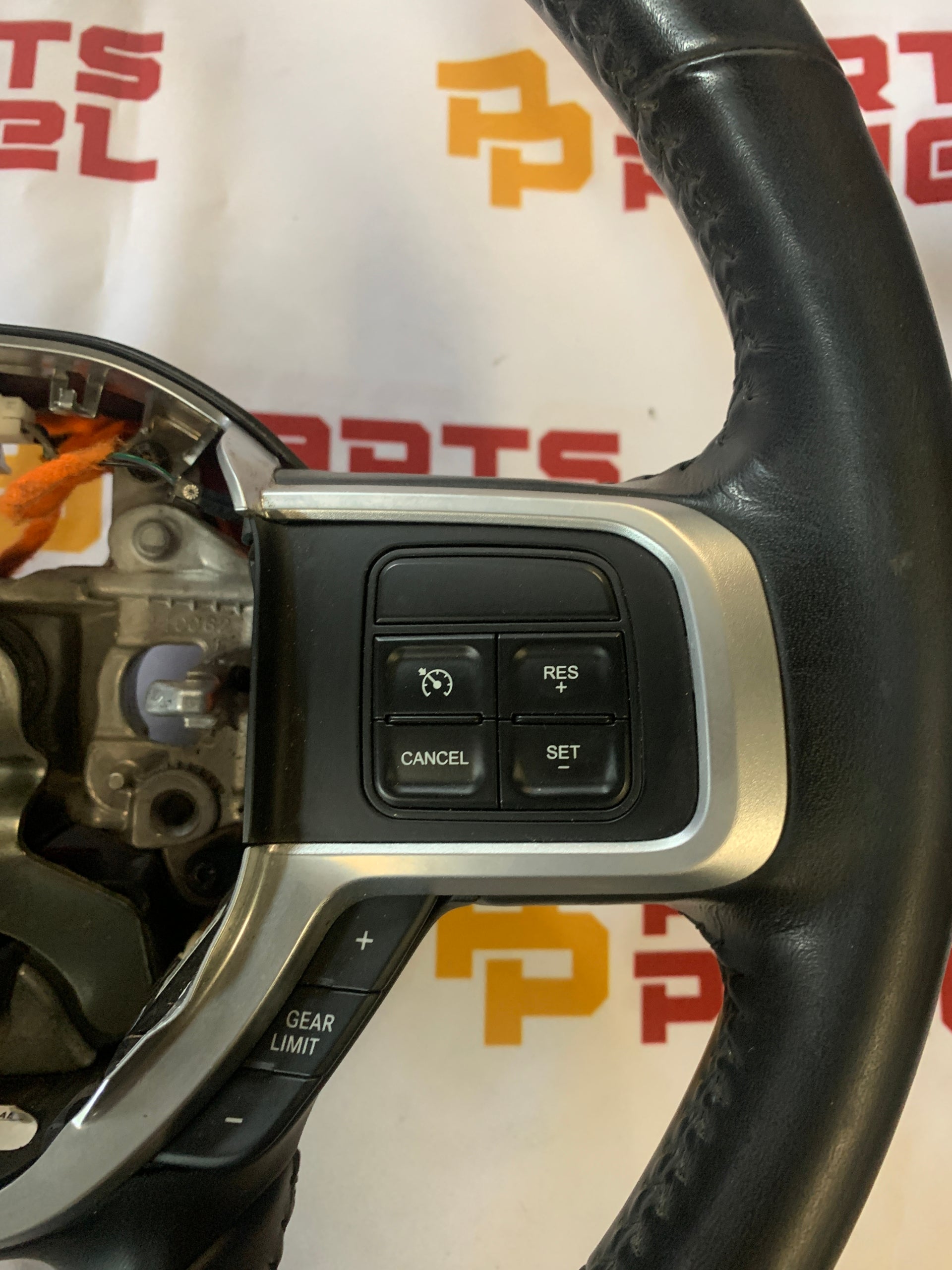2019 - 2024 RAM 2500 3500 STEERING WHEEL WITH RADIO CONTROLS 6NK862X7AE 6WR73TX7AA