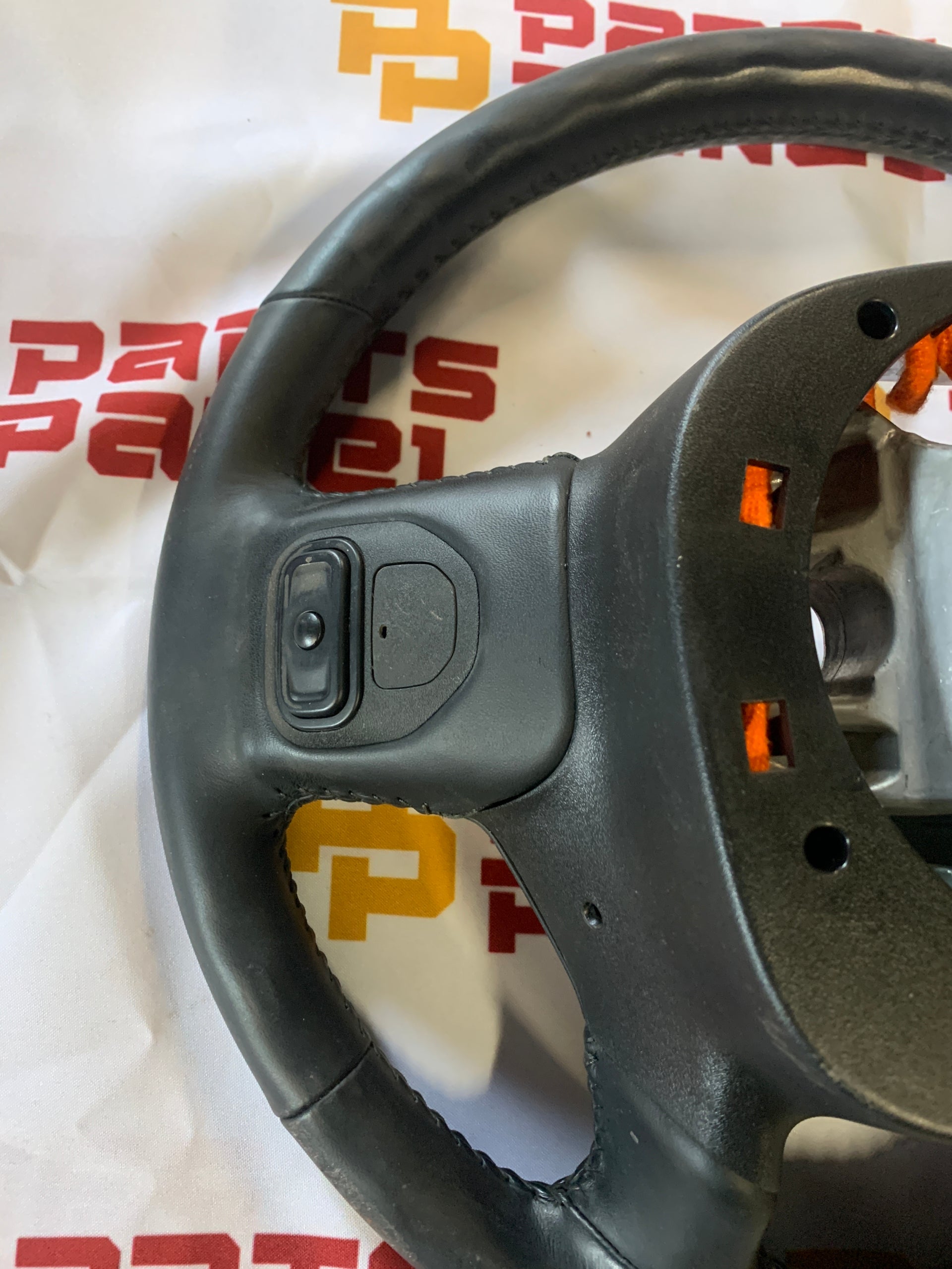 2019 - 2024 RAM 2500 3500 STEERING WHEEL WITH RADIO CONTROLS 6NK862X7AE 6WR73TX7AA