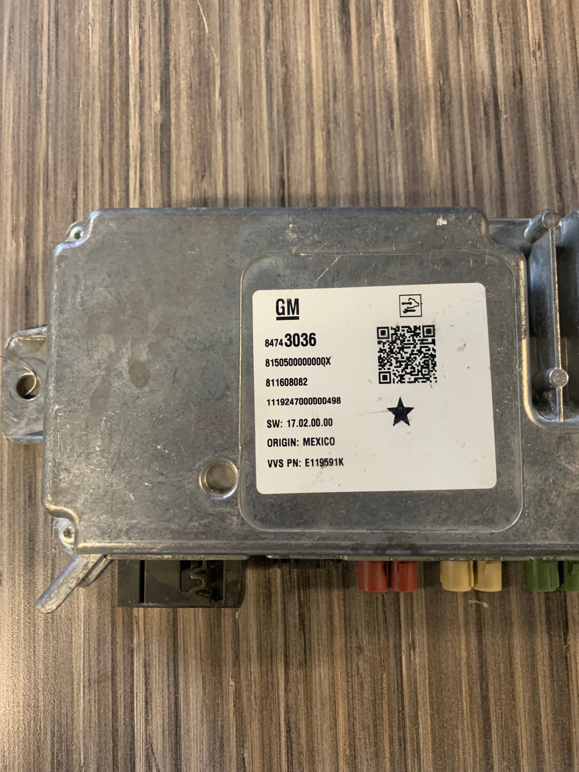 2019 - 2022 GMC SIERRA / CHEVY SILVERADO 1500 / 2500 / 3500 VIDEO PROCESSING CONTROL MODULE 84743036