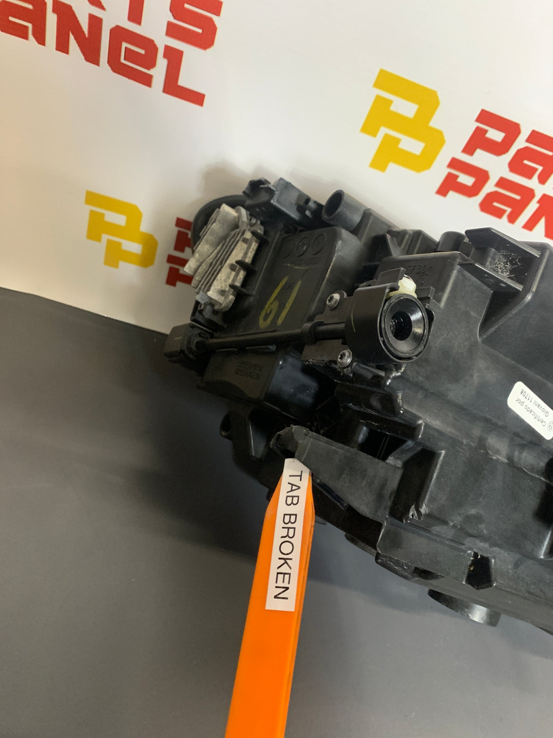 2019 - 2024 VOLKSWAGEN JETTA / JETTA GTI DRIVER SIDE LED HEADLIGHT WITH PROJECTOR LENS ASSEMBLY 17A.941.035.F