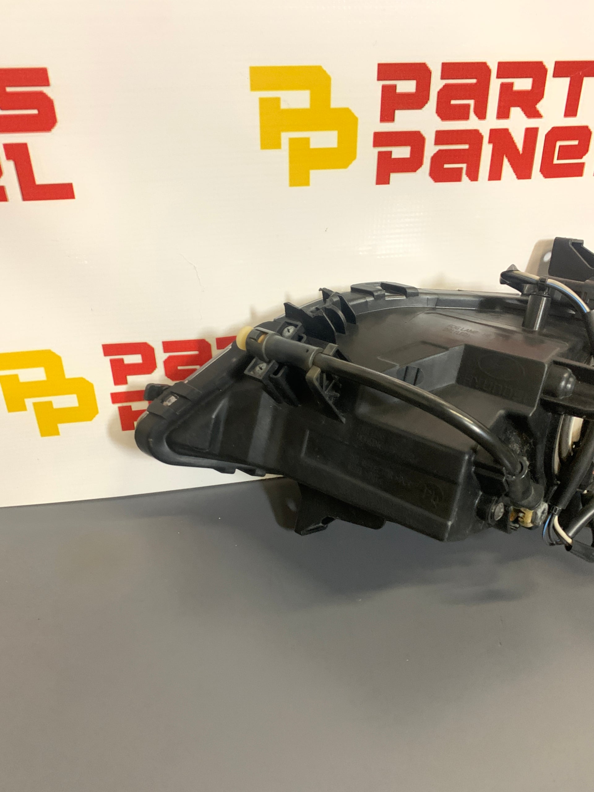 2019 - 2021 HYUNDAI TUCSON PASSENGER SIDE DAYTIME RUNNING FOG LIGHT 92202-D3600