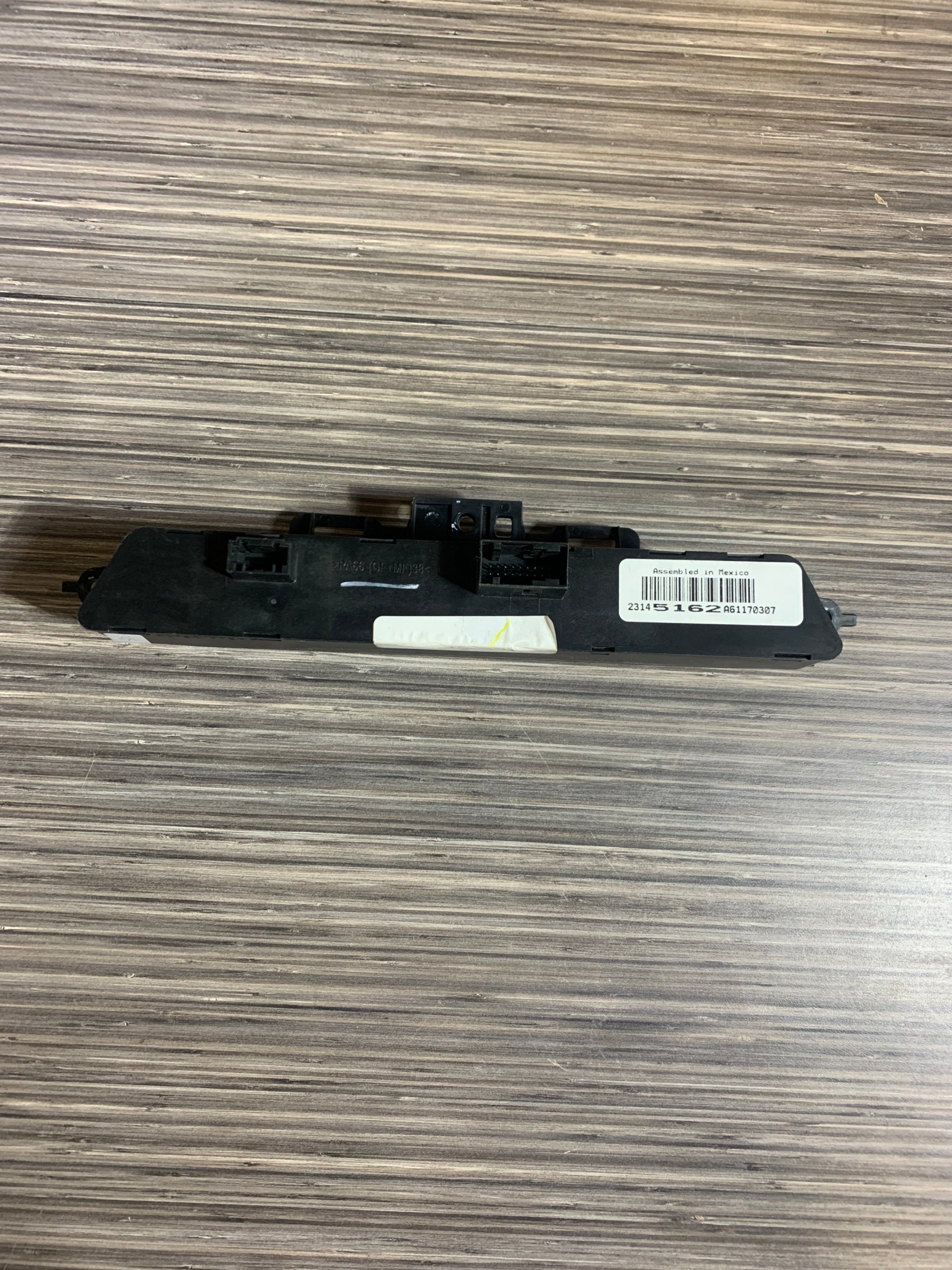 2014 - 2018 GMC SIERRA / CHEVY SILVERADO 1500 SENSOR DE APARCAMIENTO INTERRUPTOR DE CONTROL DE TRACCIÓN 23145162