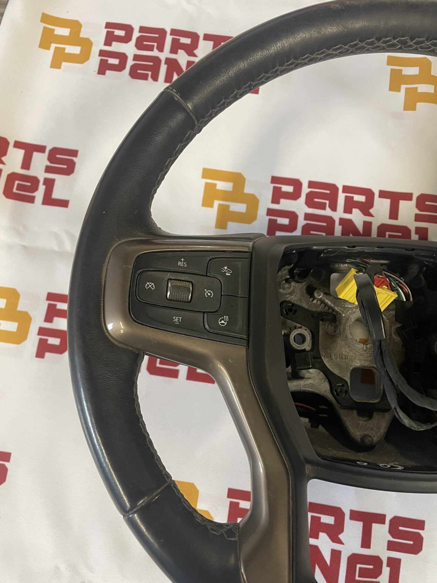 VOLANT CHEVY SILVERADO 1500 / 2500 / 3500 2020 - 2023 84946345