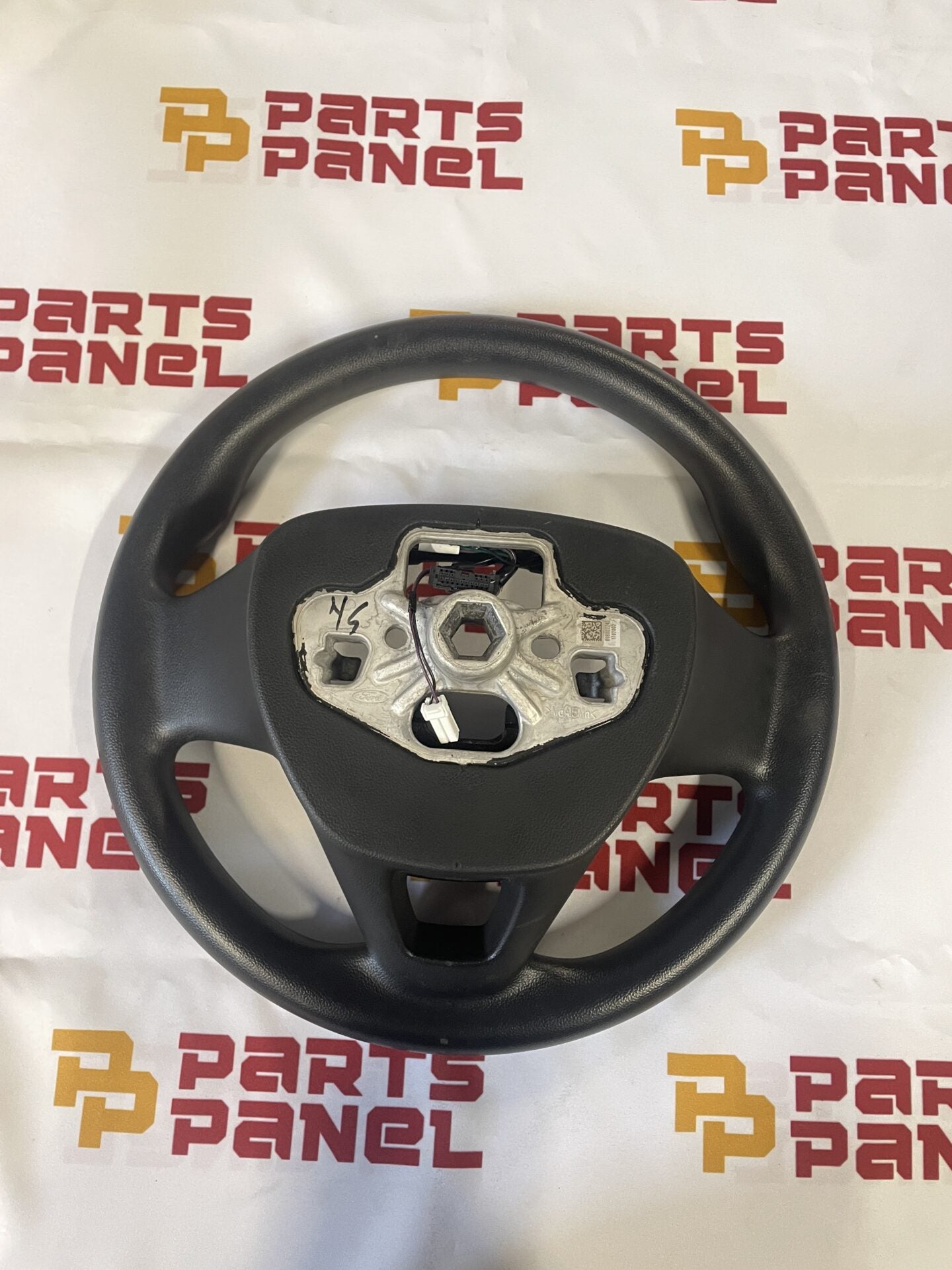 2020 - 2024 FORD ESCAPE STEERING WHEEL L63B3600 BE3ZHE