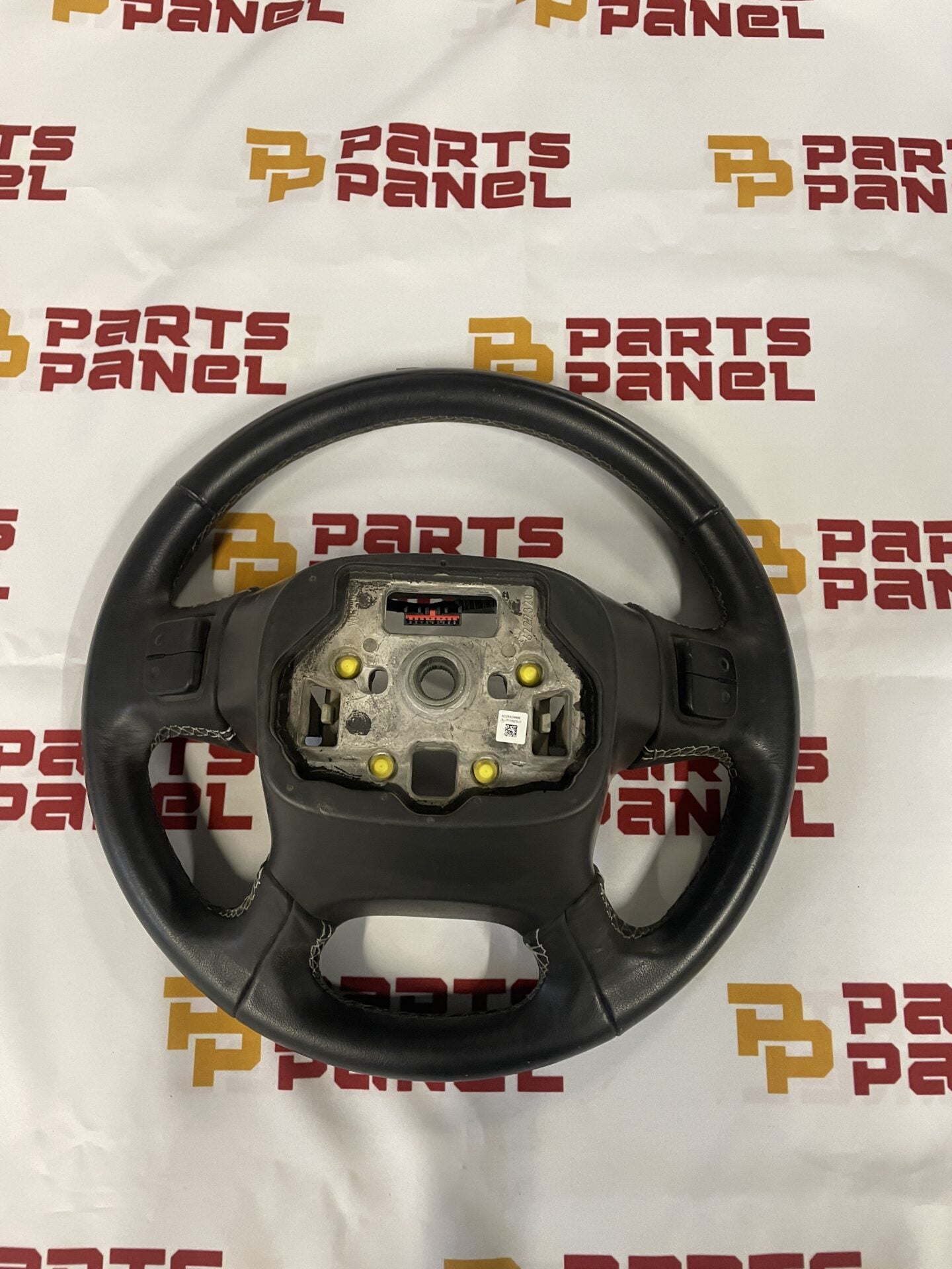 2014 - 2020 CHEVY SILVERADO 1500 / SUBURBAN / TAHOE / GMC YUKON XL STEERING WHEEL 23378606 84483772