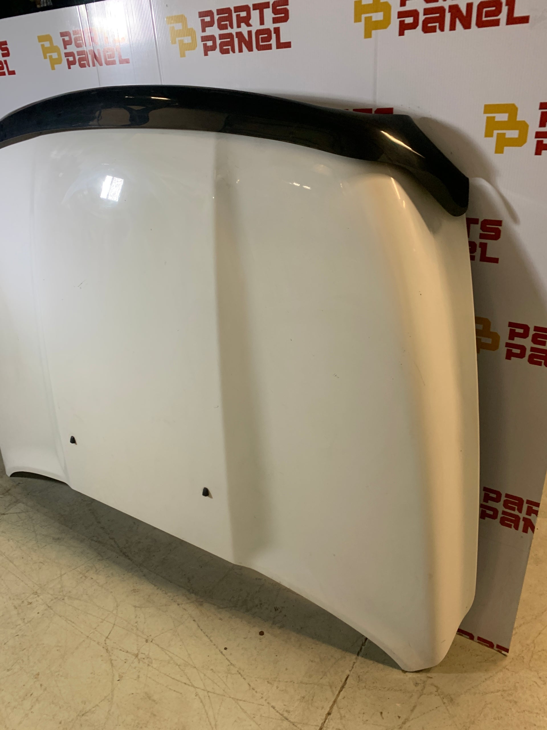 2013 - 2024 RAM 1500 / 1500 CLASSIC WHITE OEM HOOD 
