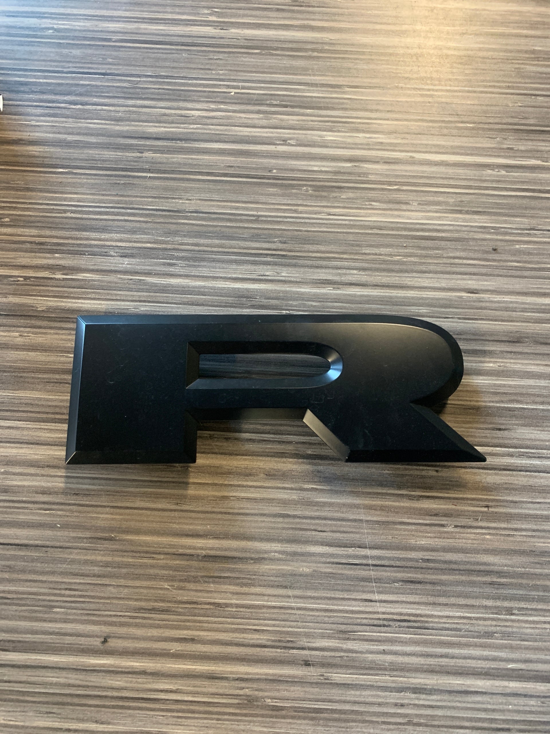 2019 - 2024 5TH GENERATION RAM 1500 NEW STYLE TAILGATE RAM EMBLEM LETTER LOGO OEM
