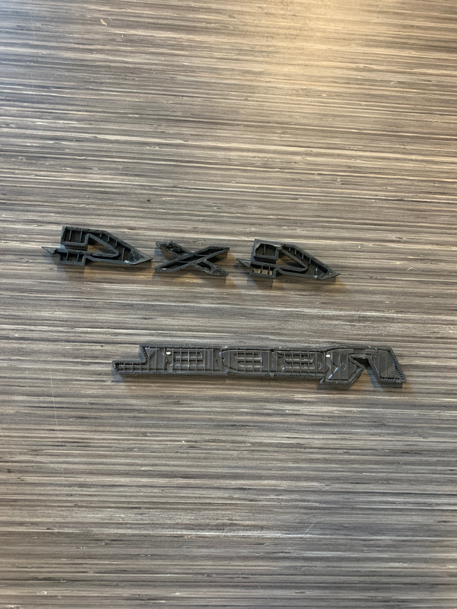 2019 - 2024 5TH GENERATION RAM 1500 REBEL TAILGATE 4X4 AND REBEL LETTER LOGO OEM