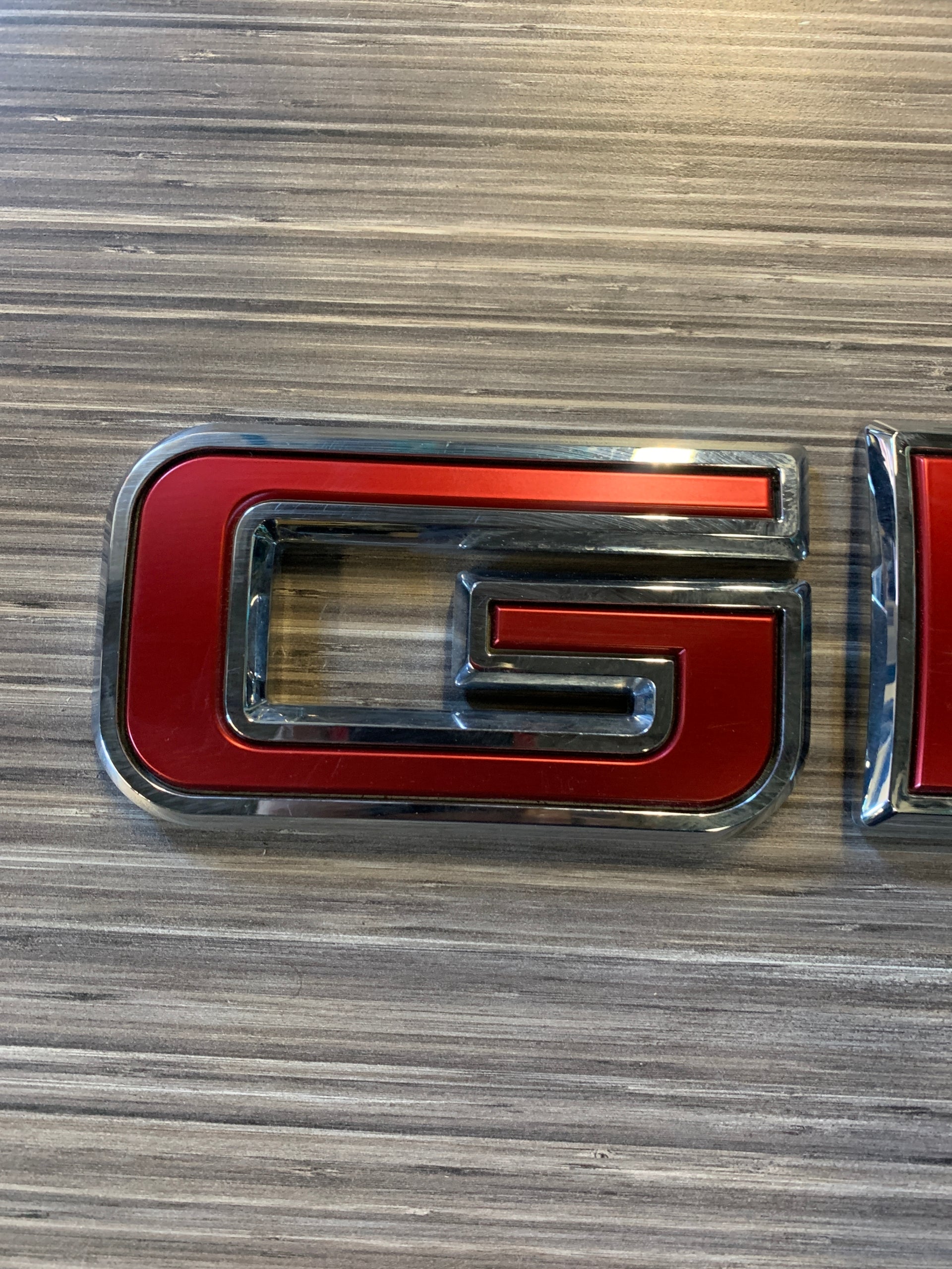 2019 - 2025 GMC SIERRA 1500 / 2500 / 3500 HAYON/HAYON MULTIPRO LOGO EMBLEME GMC OEM