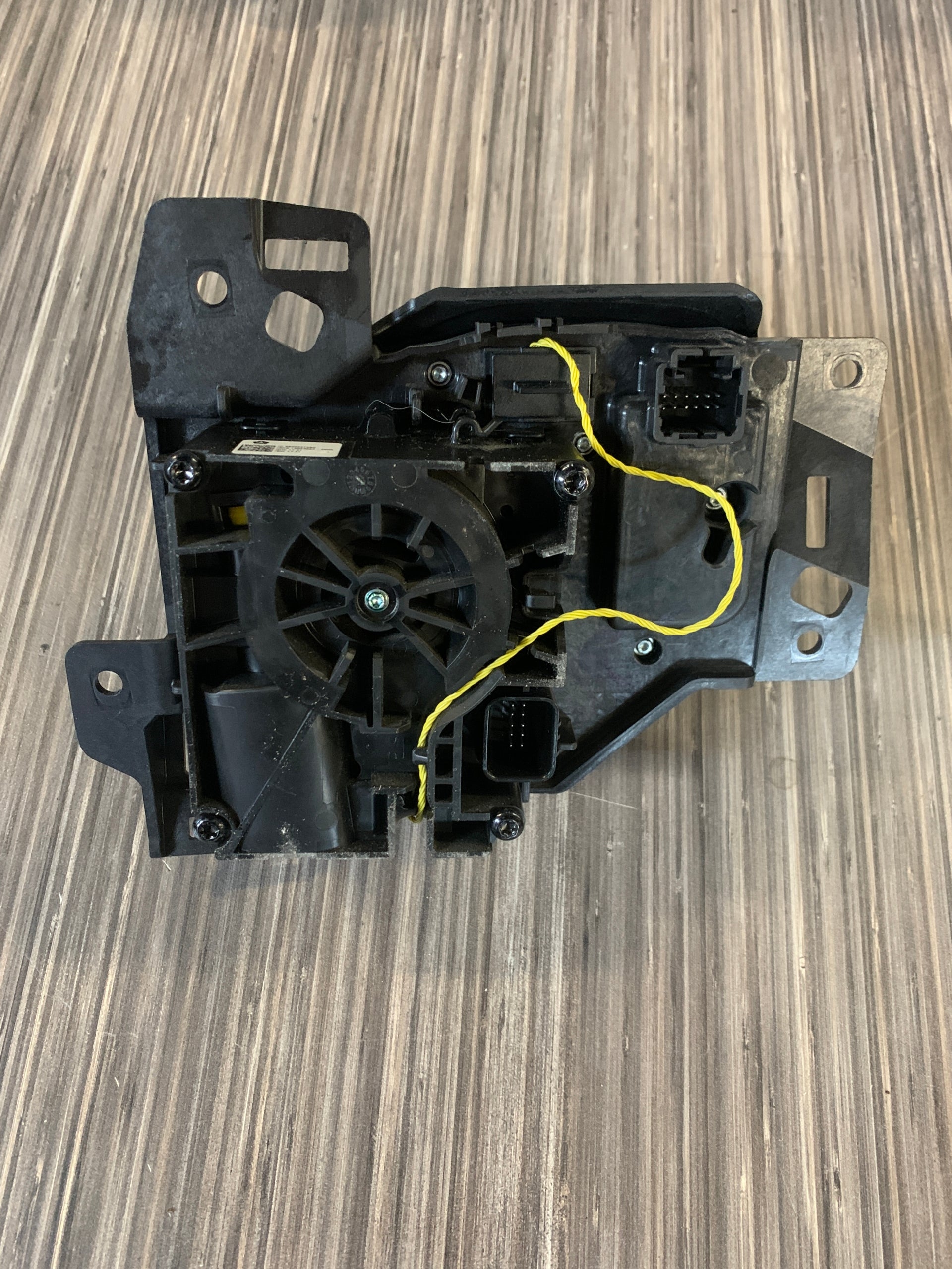 2019 - 2024 MOPAR RAM 2500 3500 ELECTRONIC GEAR SHIFTER TRANSMISSION 4WD/2WD OEM 68368379AD