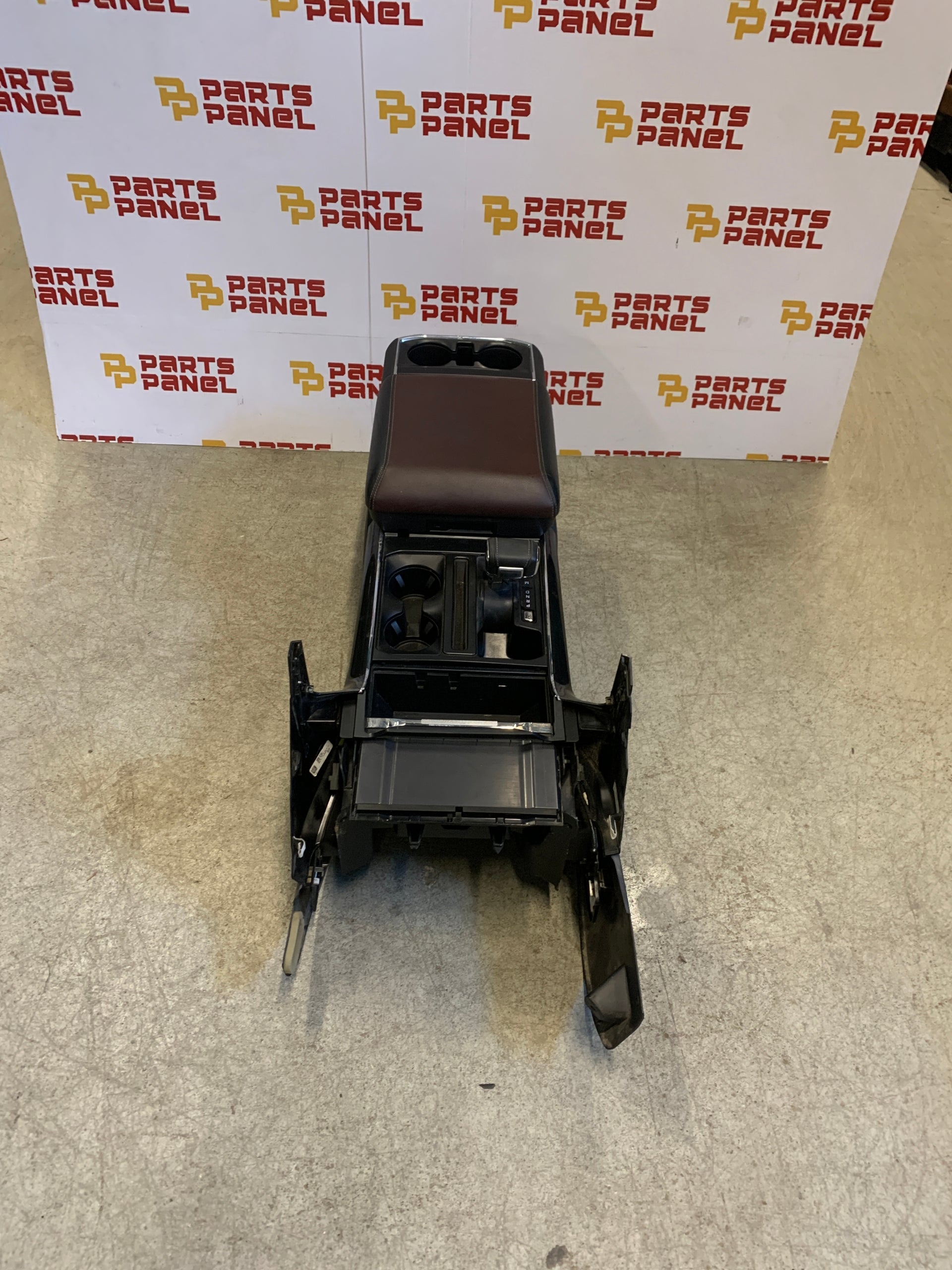 2021 - 2024 FORD F150 FRONT CENTER FLOOR CONSOLE WITH WIRELESS CHARGING