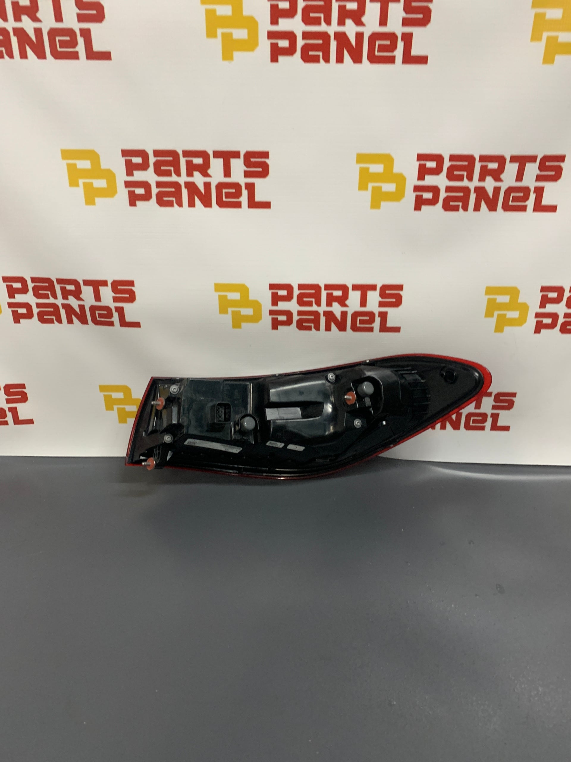 2023 - 2025 MERCEDES BENZ W294 EQE SUV REAR DRIVER SIDE TAIL LIGHT LED A2949066500 OEM