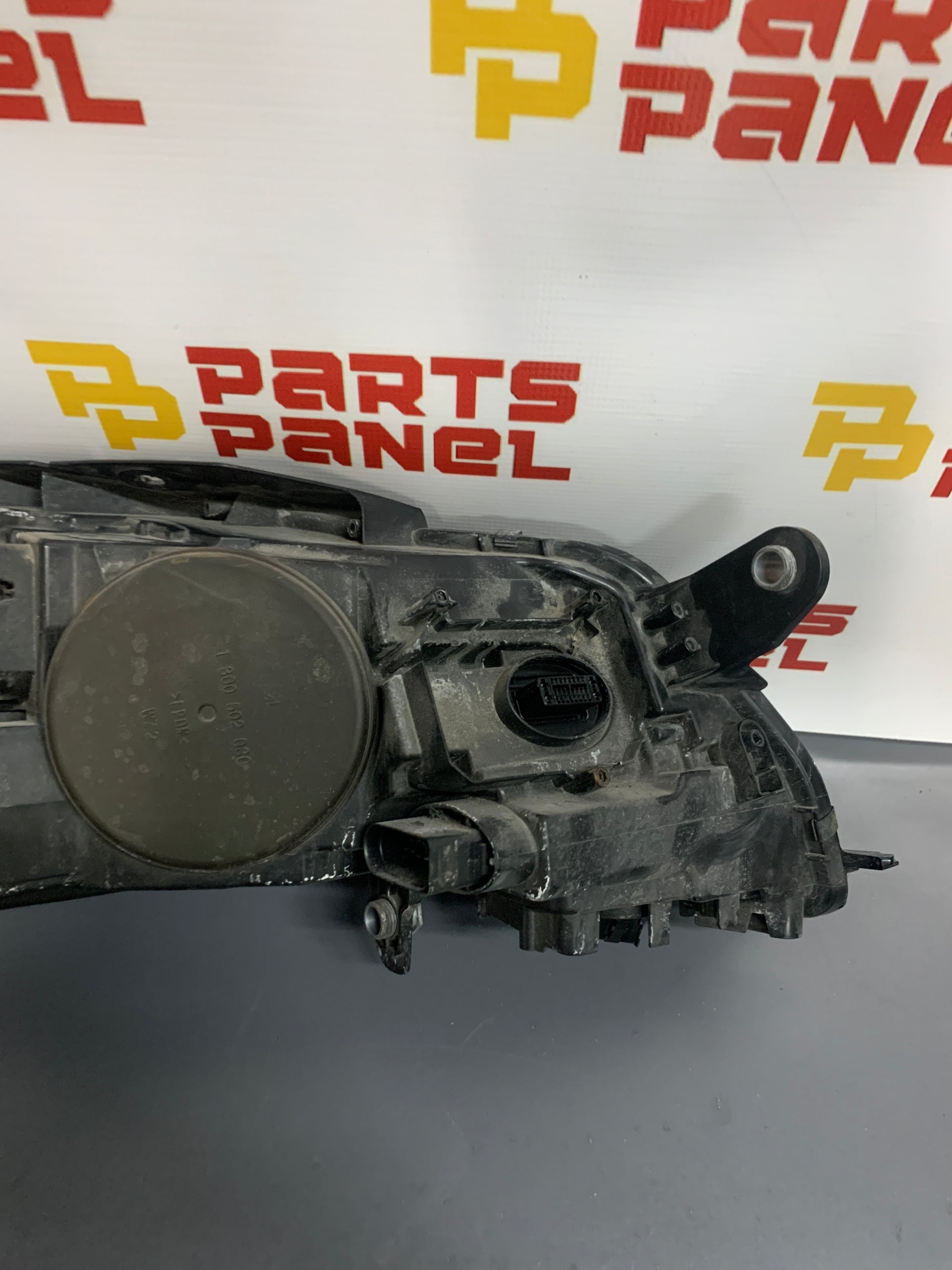 2013 - 2017 VOLKSWAGEN CC 3C8941751S DRIVER LH SIDE XENON HID HEADLIGHT 3C8941751S