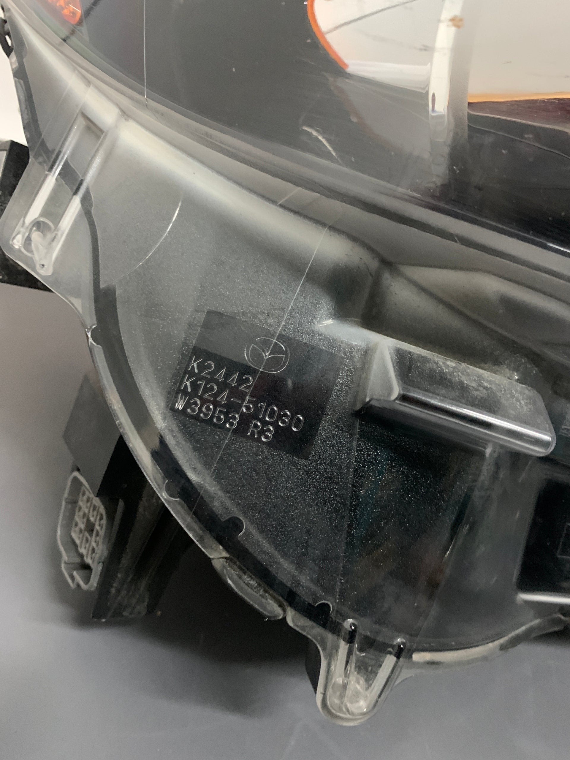 2017 - 2021 MAZDA CX5 PASSENGER RH SIDE LED HEADLIGHT K124-51030 KL2J 5130