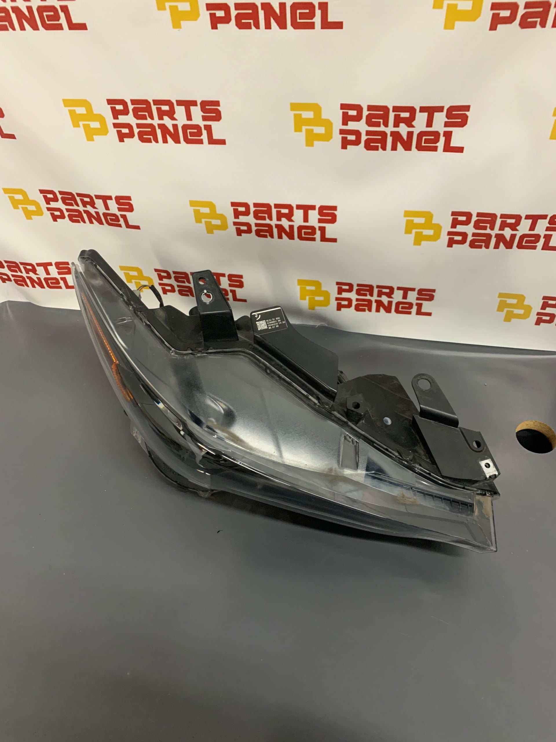 2017 - 2021 MAZDA CX5 PASSENGER RH SIDE LED HEADLIGHT K124-51030 KL2J 5130