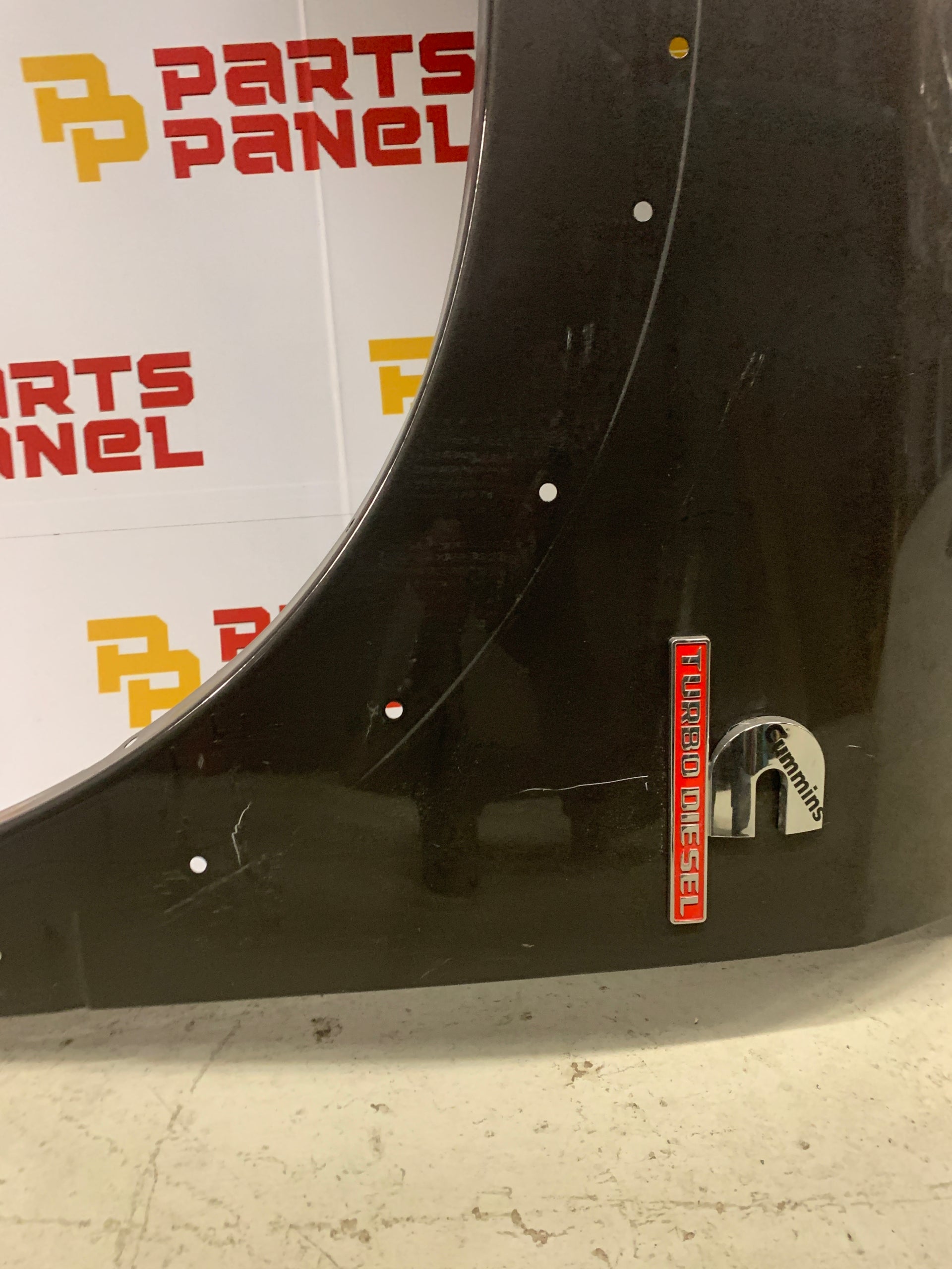 2019 - 2024 RAM 2500 / 3500 DRIVER LH SIDE FENDER BLACK OEM USED