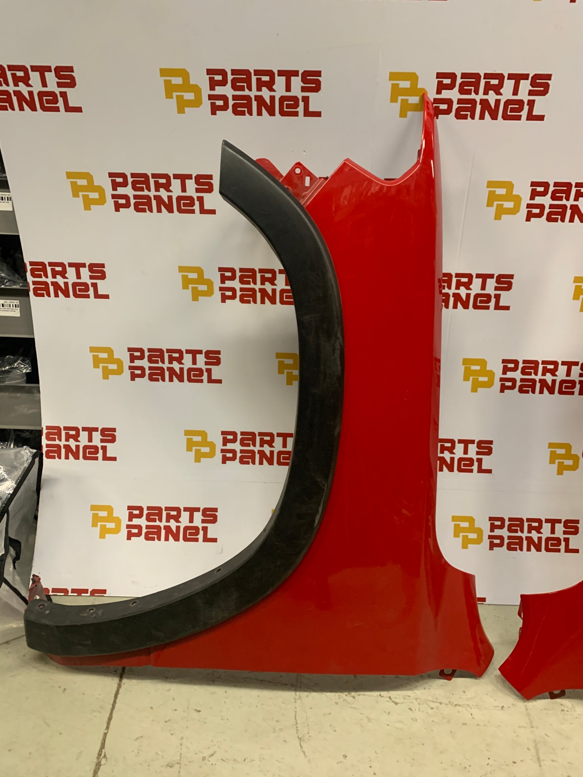 2019 - 2024 RAM 1500 NEW STYLE 5th GENERATION DRIVER LH SIDE FENDER PANEL OEM USED