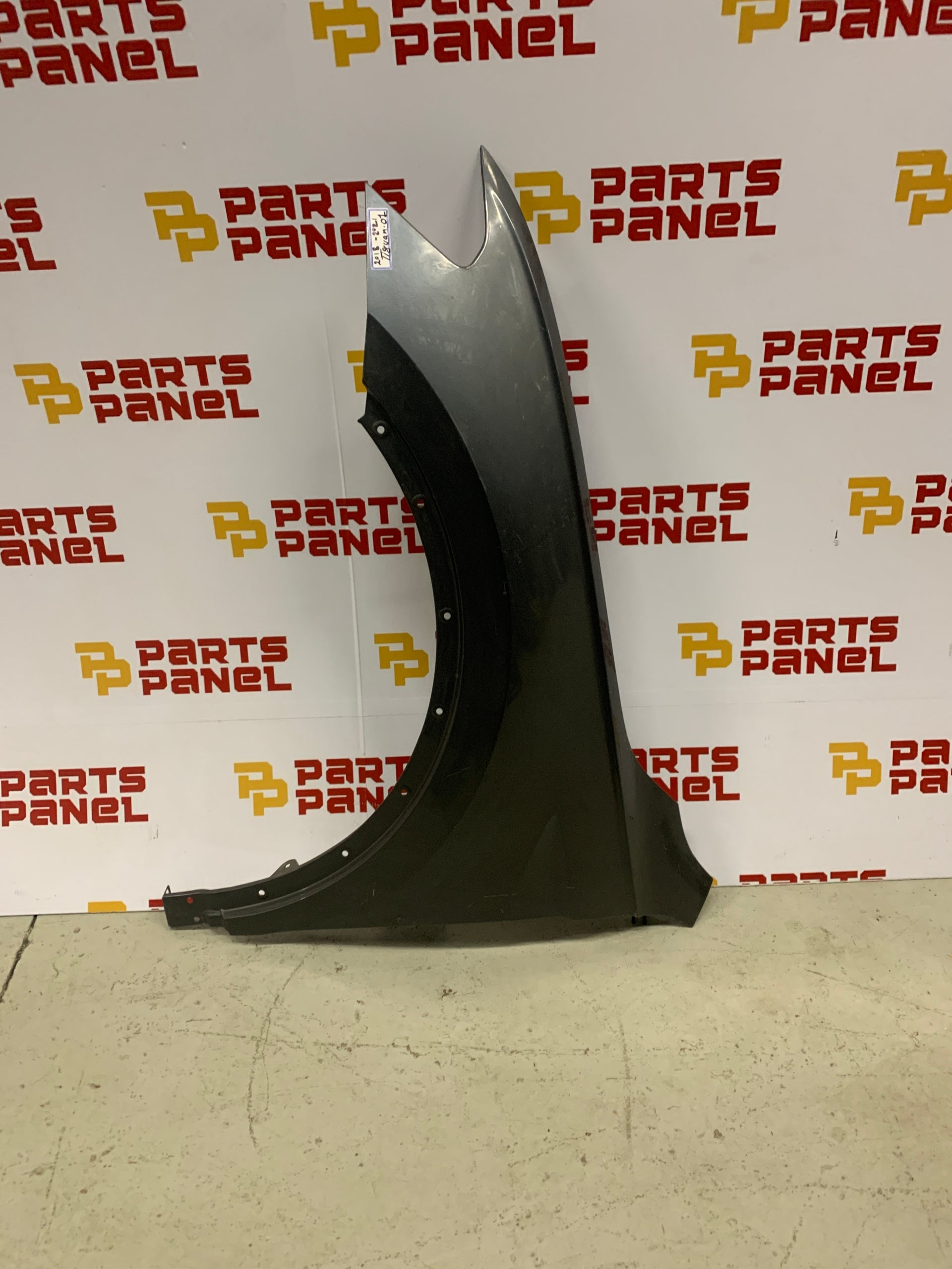 2018 - 2021 VOLKSWAGEN VW TIGUAN DRIVER LH SIDE FENDER PANEL OEM USED