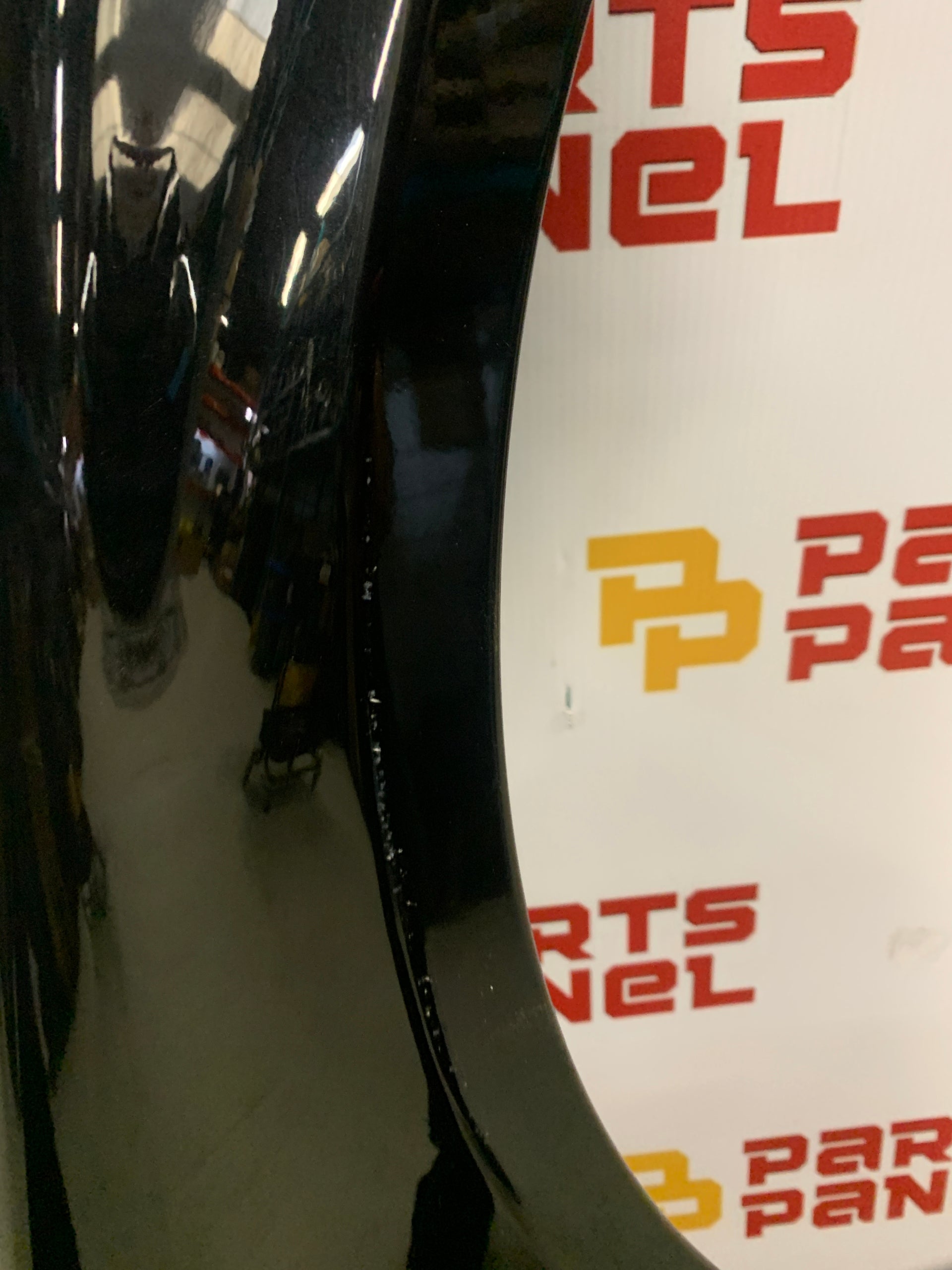 2015 - 2018 MERCEDES CLASSE C BERLINE CÔTÉ PASSAGER DROIT AILE NOIRE OEM USAGÉ