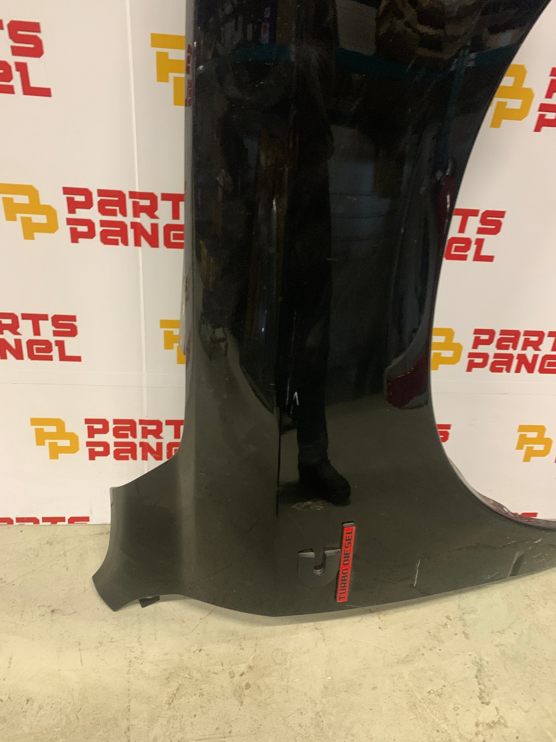 2019 - 2025 RAM 2500 / 3500 PASSENGER RH SIDE FENDER PANEL COVER BLACK OEM USED 