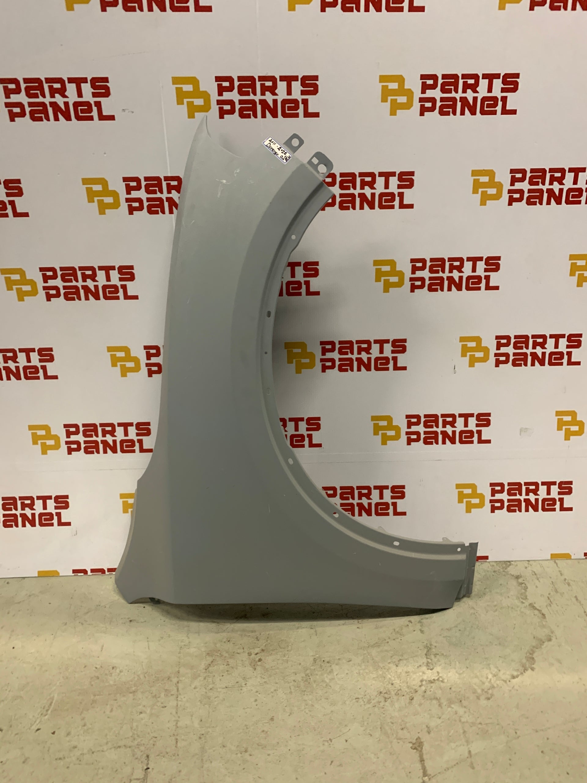 2011 - 2022 DODGE DURANGO PASSENGER RH SIDE FENDER GRAY OEM USED