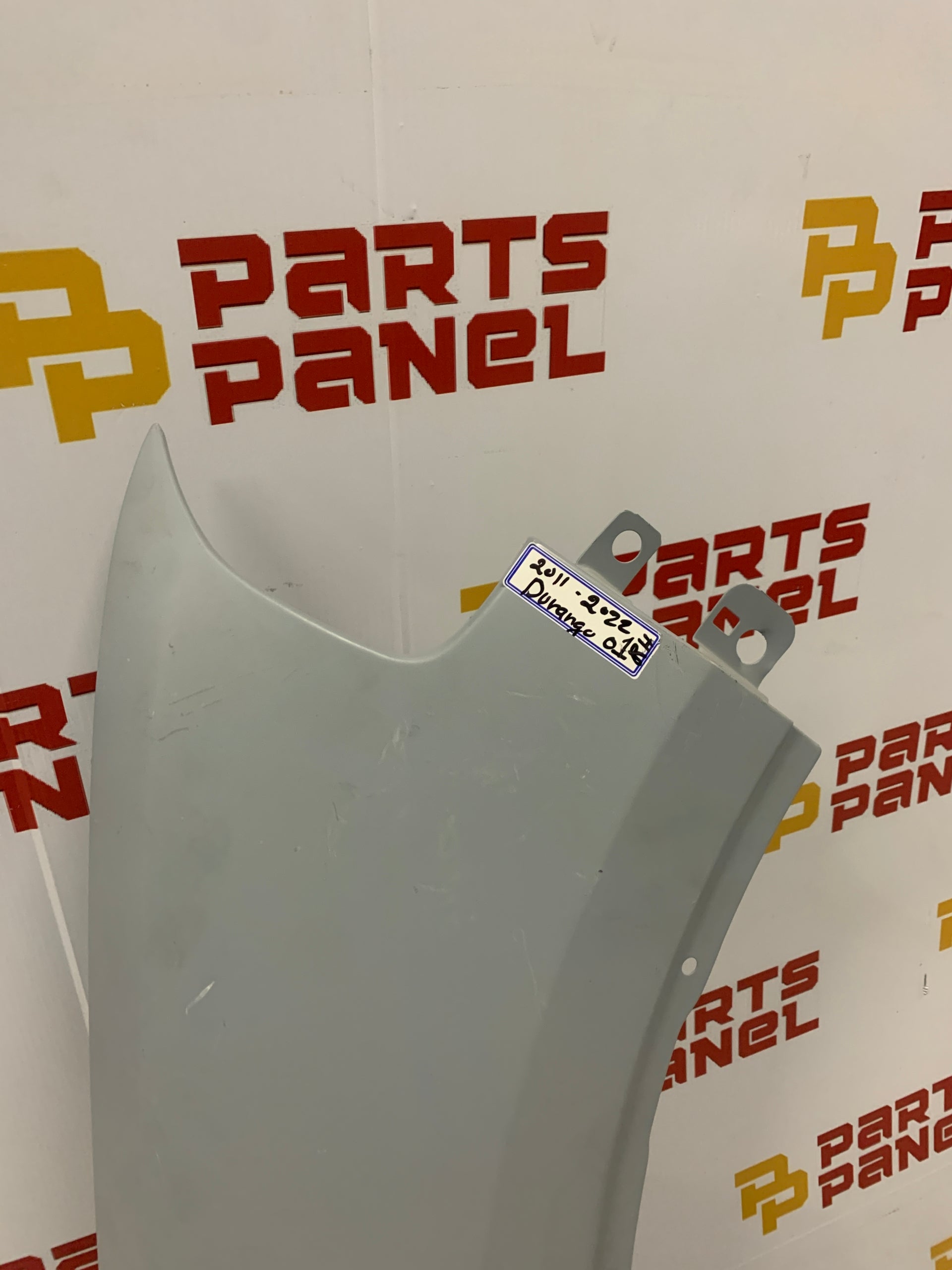 2011 - 2022 DODGE DURANGO PASSENGER RH SIDE FENDER GRAY OEM USED