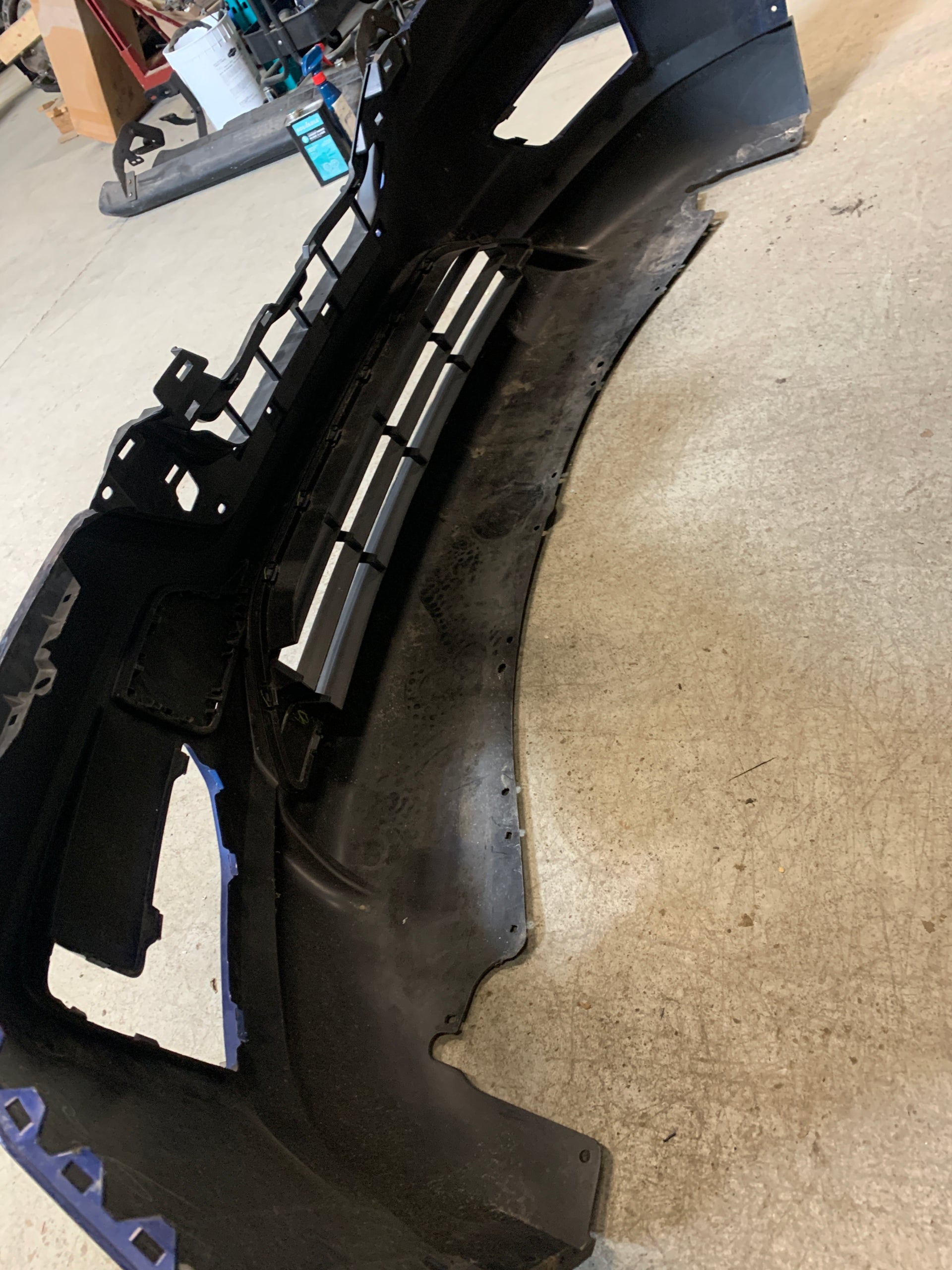 2017 - 2020 NISSAN ROGUE FRONT BUMPER IN BLUE OEM USED