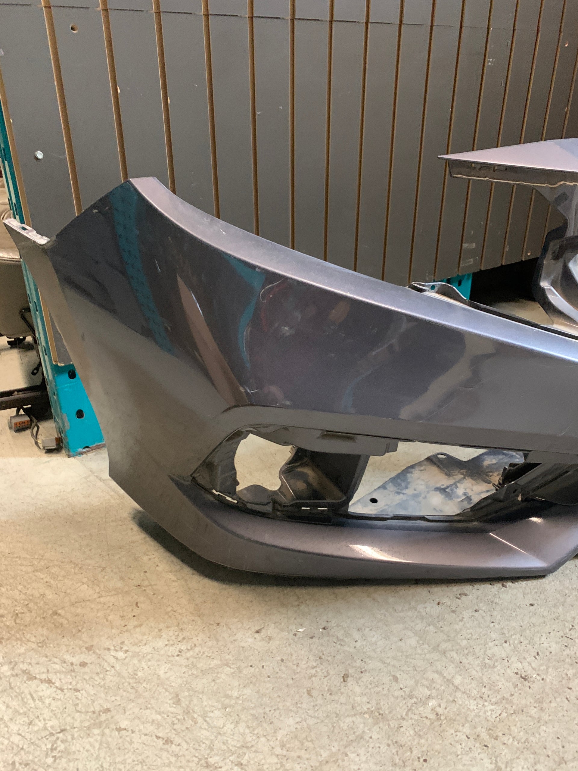 2019 - 2020 HONDA CIVIC FRONT BUMPER OEM USED