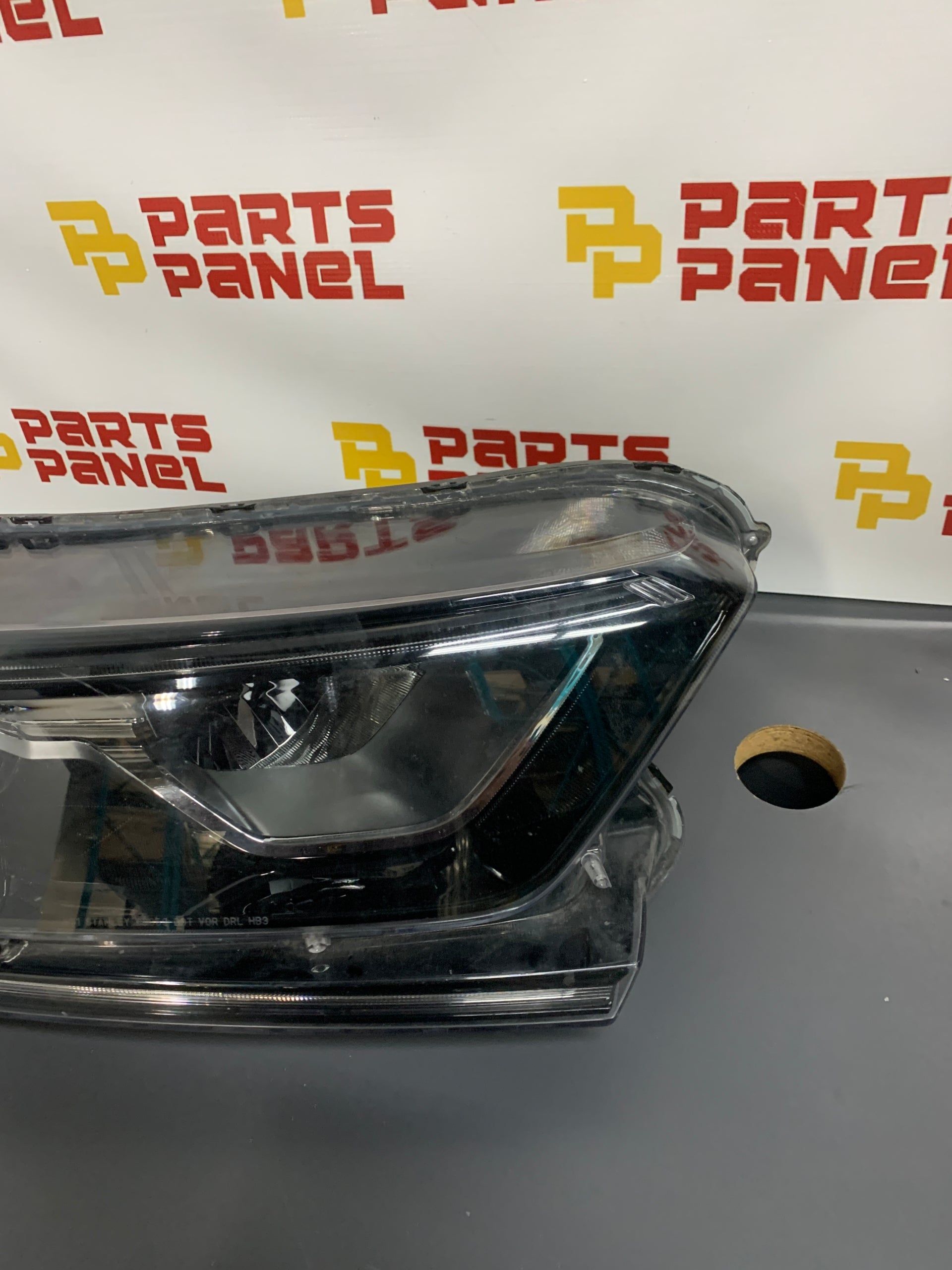 2017 - 2022 HONDA CRV PASSENGER RH SIDE HALOGEN HEADLIGHT OEM USED