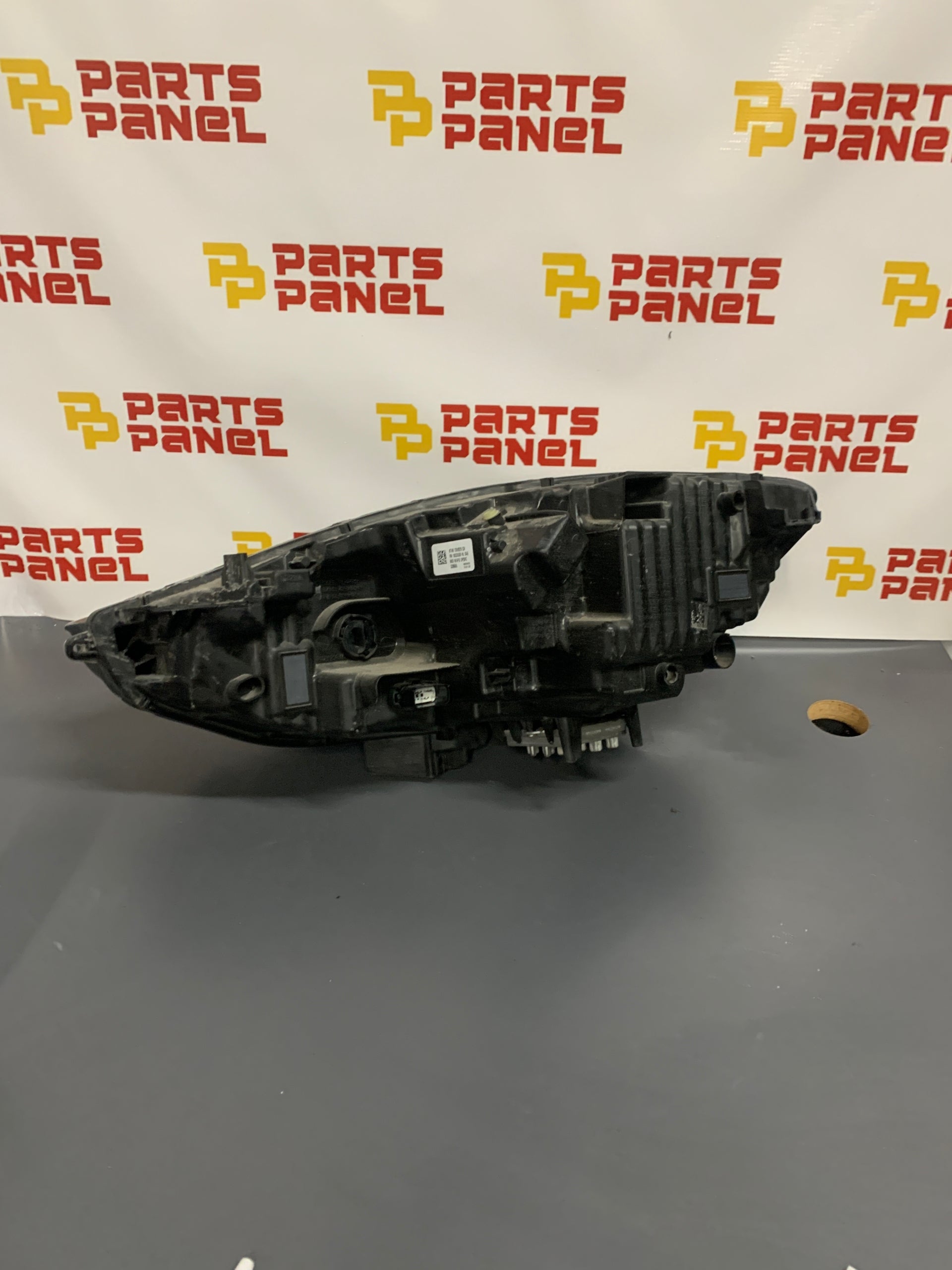 2019 - 2024 FORD EDGE PASSENGER RH SIDE LED HEADLIGHT OEM USED KT4B-13W029-CH