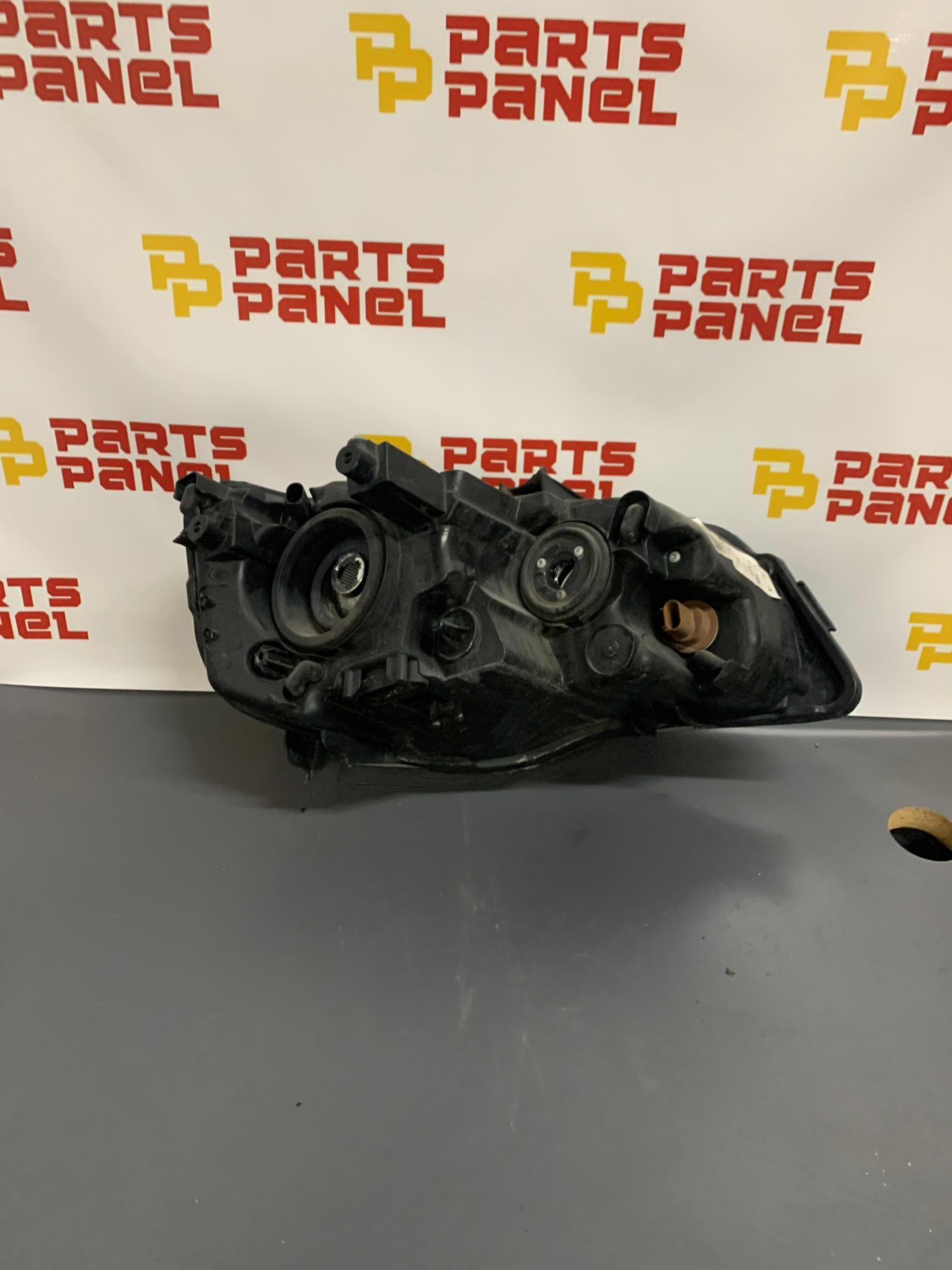 2008 - 2020 DODGE CARAVAN FARO HALÓGENO DELANTERO IZQUIERDO OEM USADO 05113337AAG