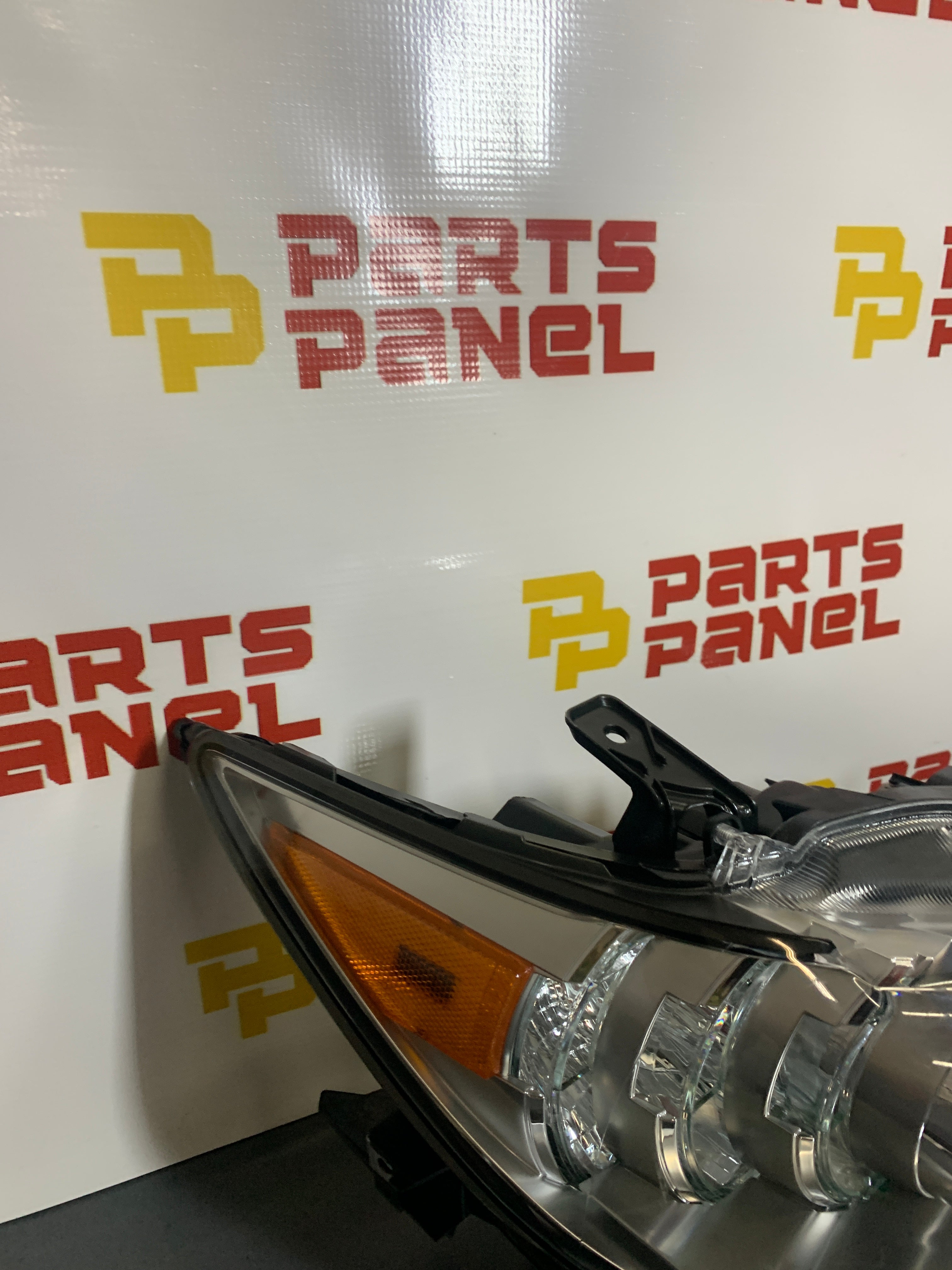 2013 2014 2015 LEXUS ES300 ES350 FARO XENÓN HID DEL LADO DEL COPILOTO DERECHO ORIGINAL USADO