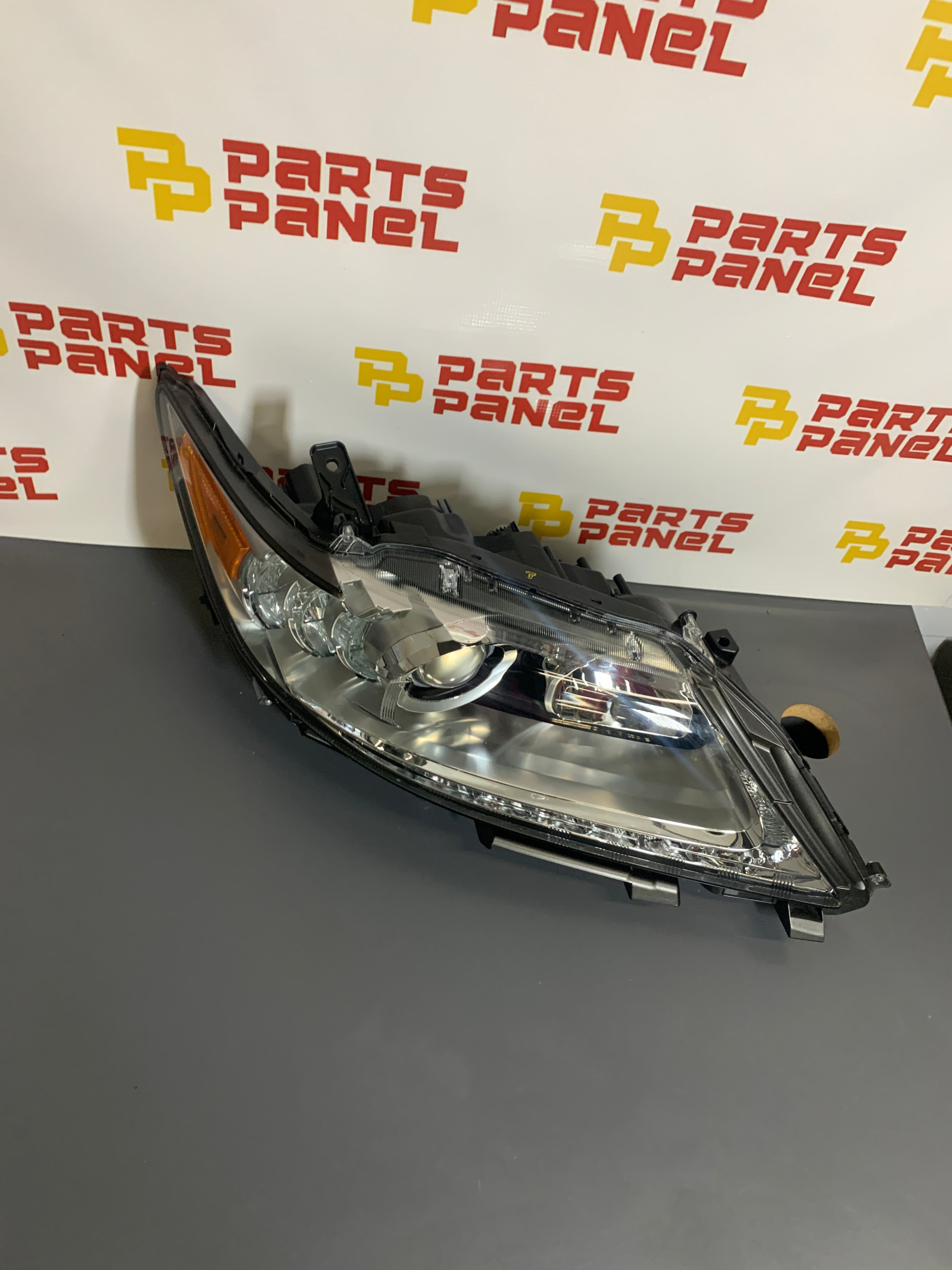 2013 2014 2015 LEXUS ES300 ES350 FARO XENÓN HID DEL LADO DEL COPILOTO DERECHO ORIGINAL USADO