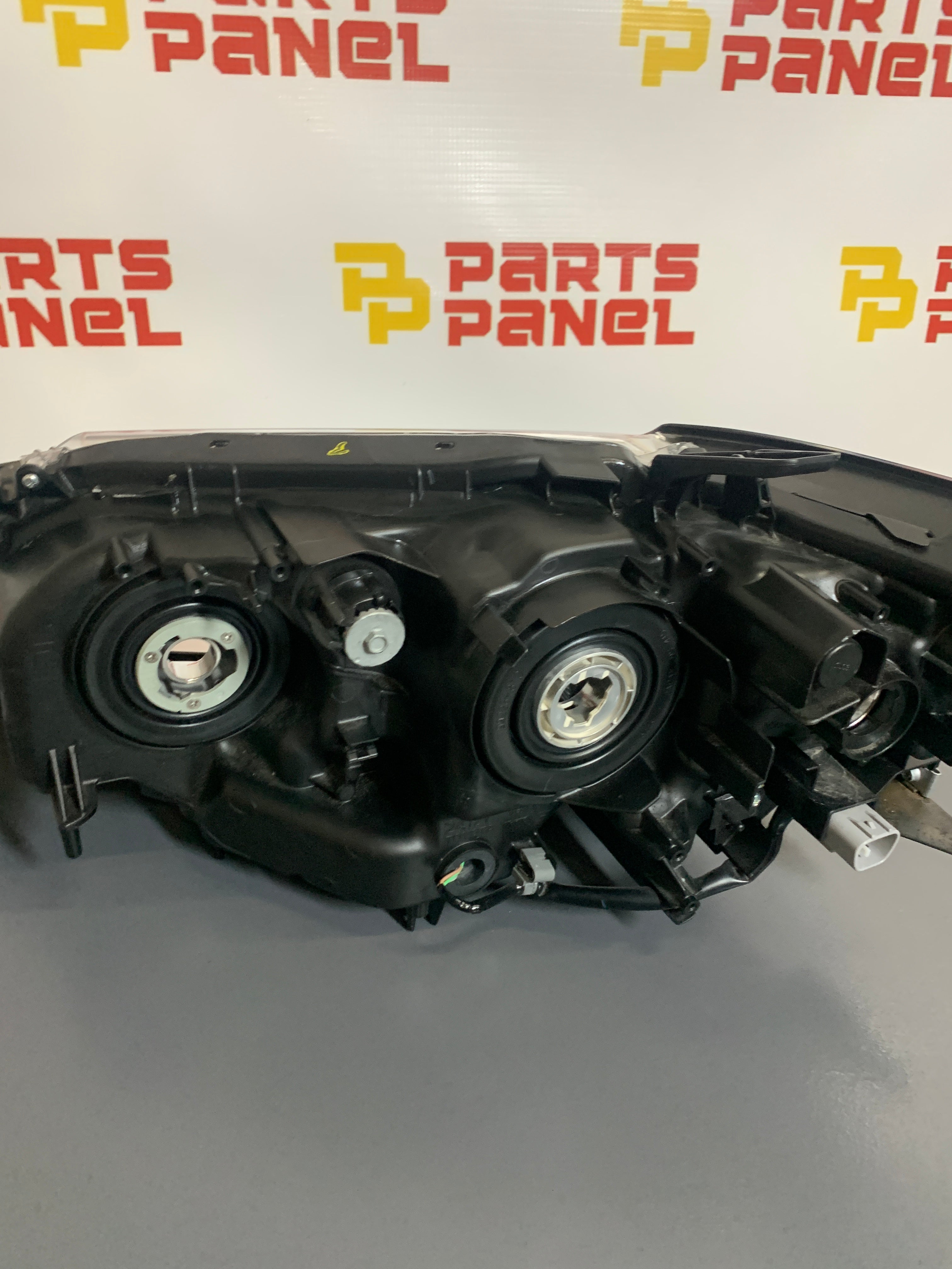 2013 2014 2015 LEXUS ES300 ES350 FARO XENÓN HID DEL LADO DEL COPILOTO DERECHO ORIGINAL USADO