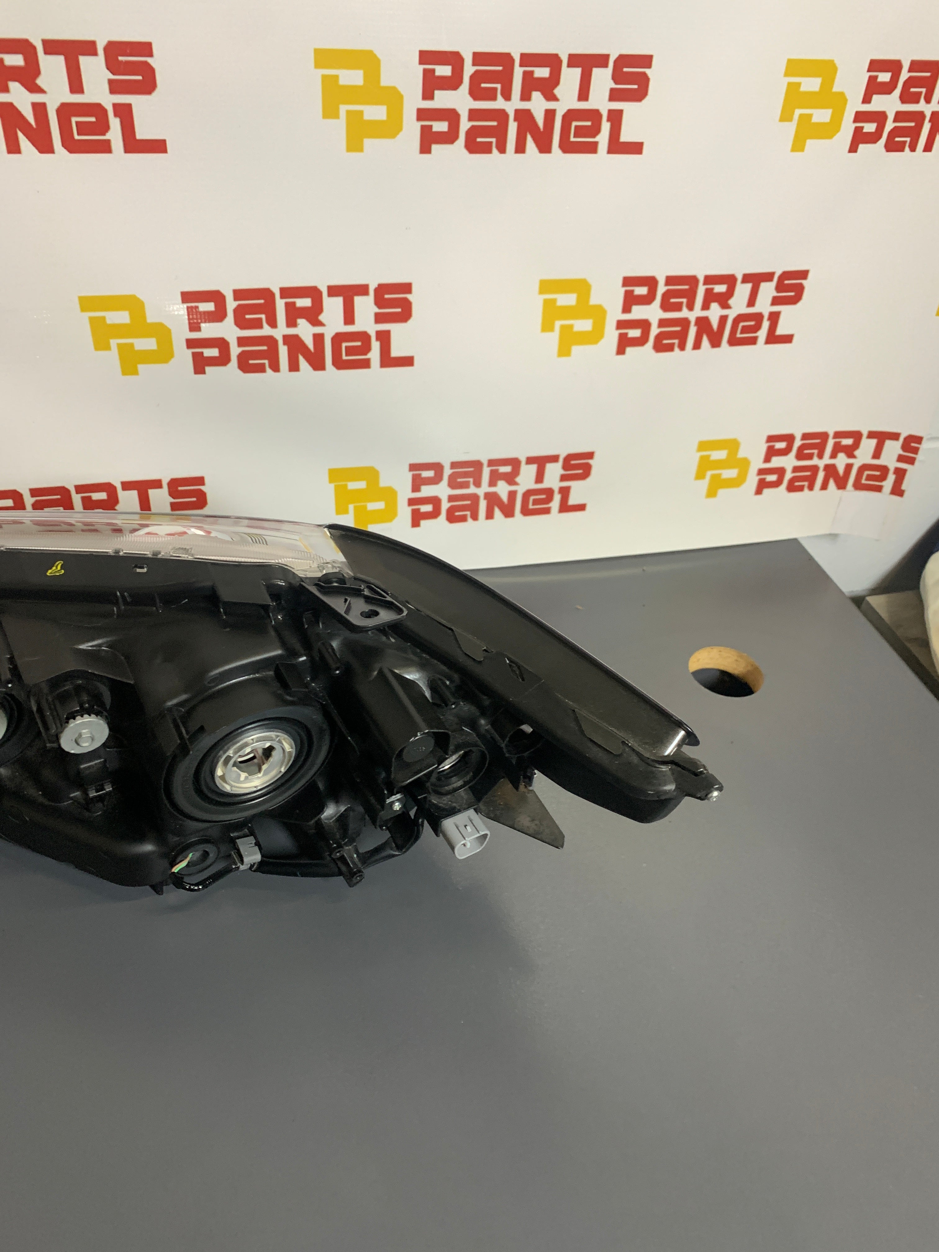 2013 2014 2015 LEXUS ES300 ES350 FARO XENÓN HID DEL LADO DEL COPILOTO DERECHO ORIGINAL USADO