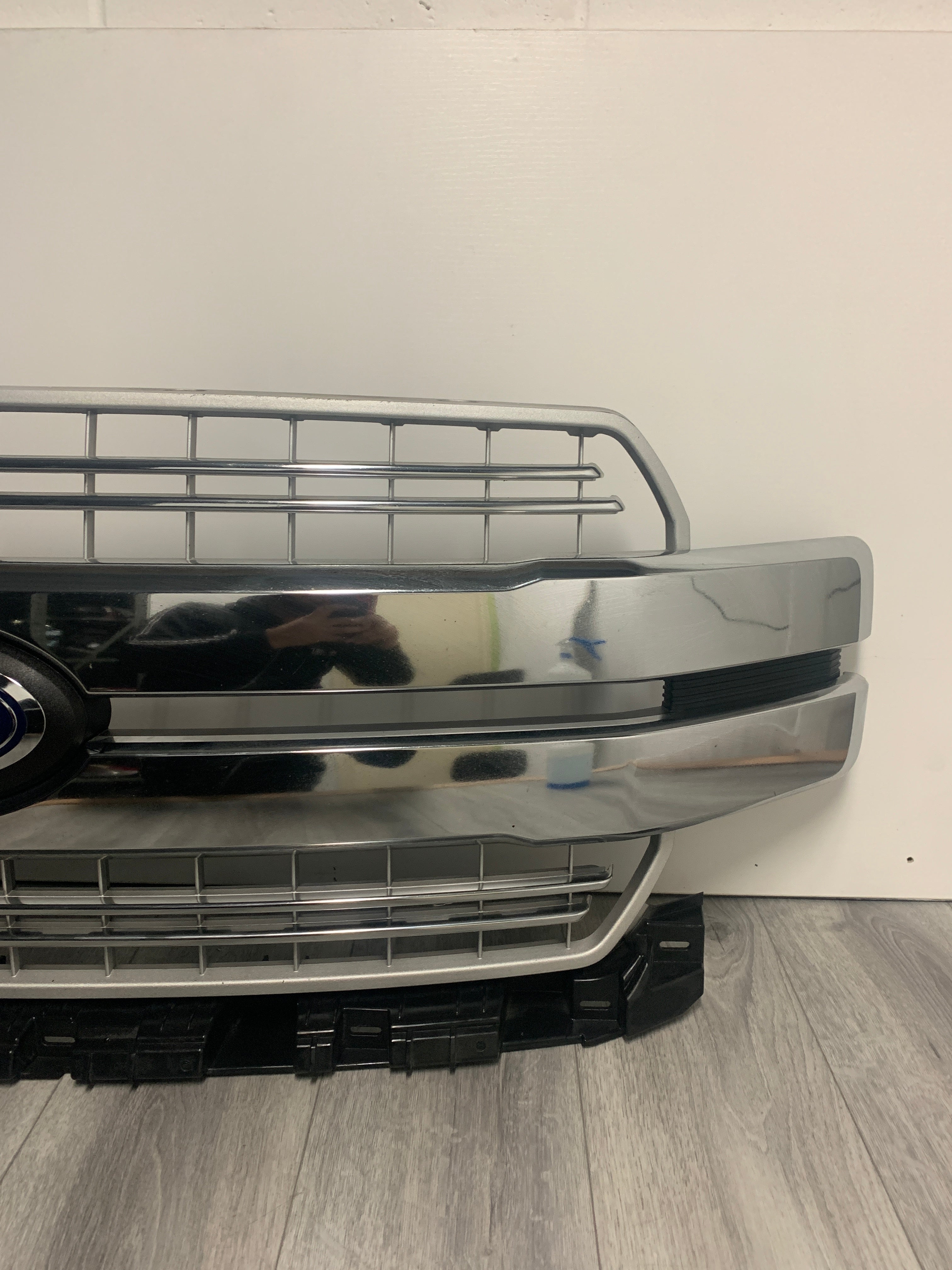 2018 - 2020 FORD F150 FRONT GRILLE CHROME JL34-8200-GFW