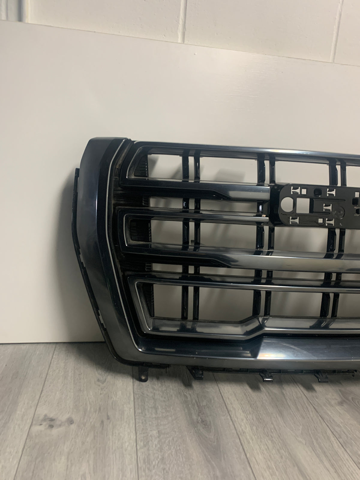 84458486 2021 - 2024 GMC YUKON FRONT GRILLE NIGHTRIDER CHROME GRILLE 84835786 ...